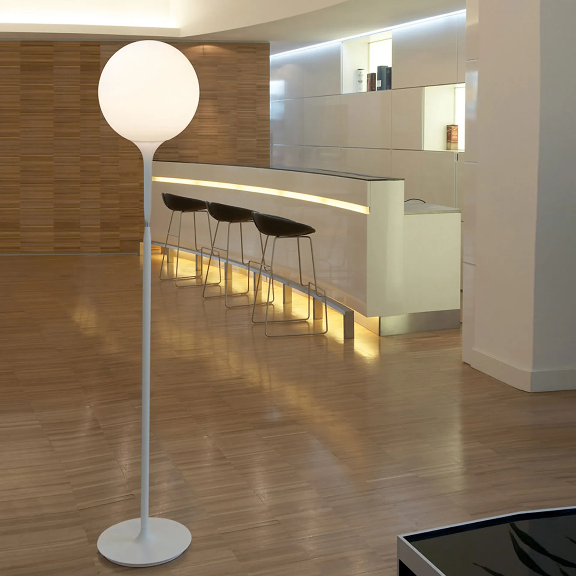 Castore 35 Gulvlampe - Artemide - NO GA