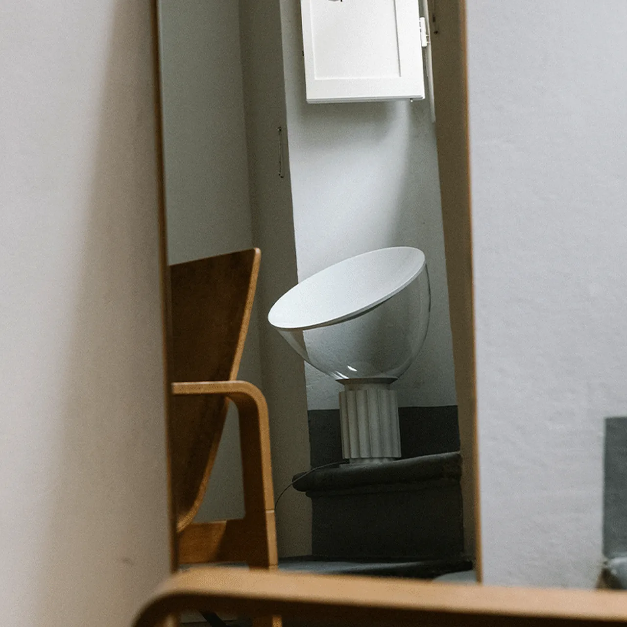 Taccia Small Svart