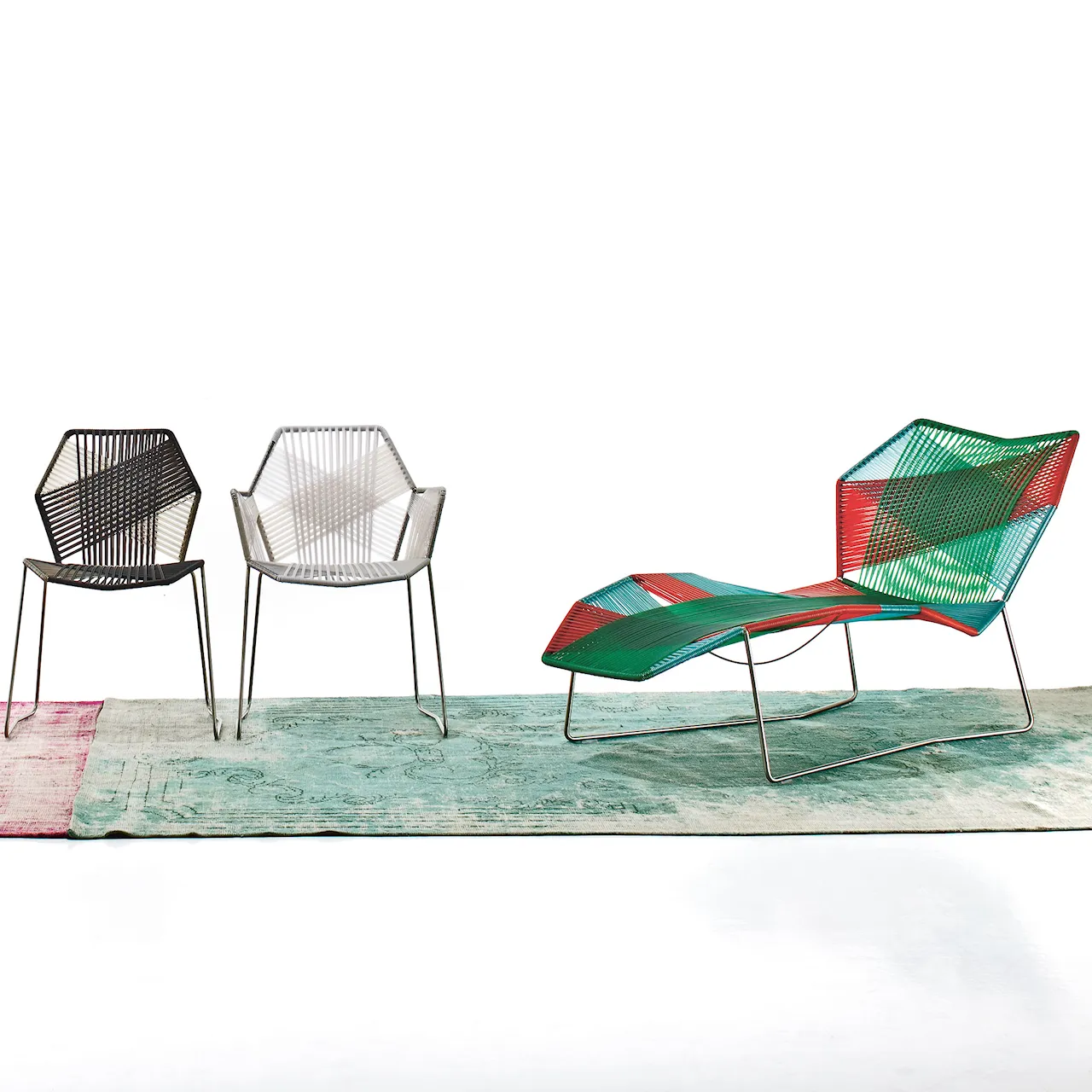 Tropicalia Chaise Longue Varnished