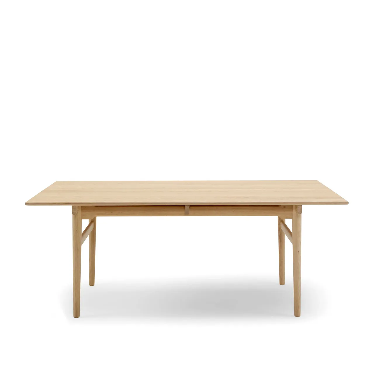 CH327, Clear lacquered Beech, Length 248 cm