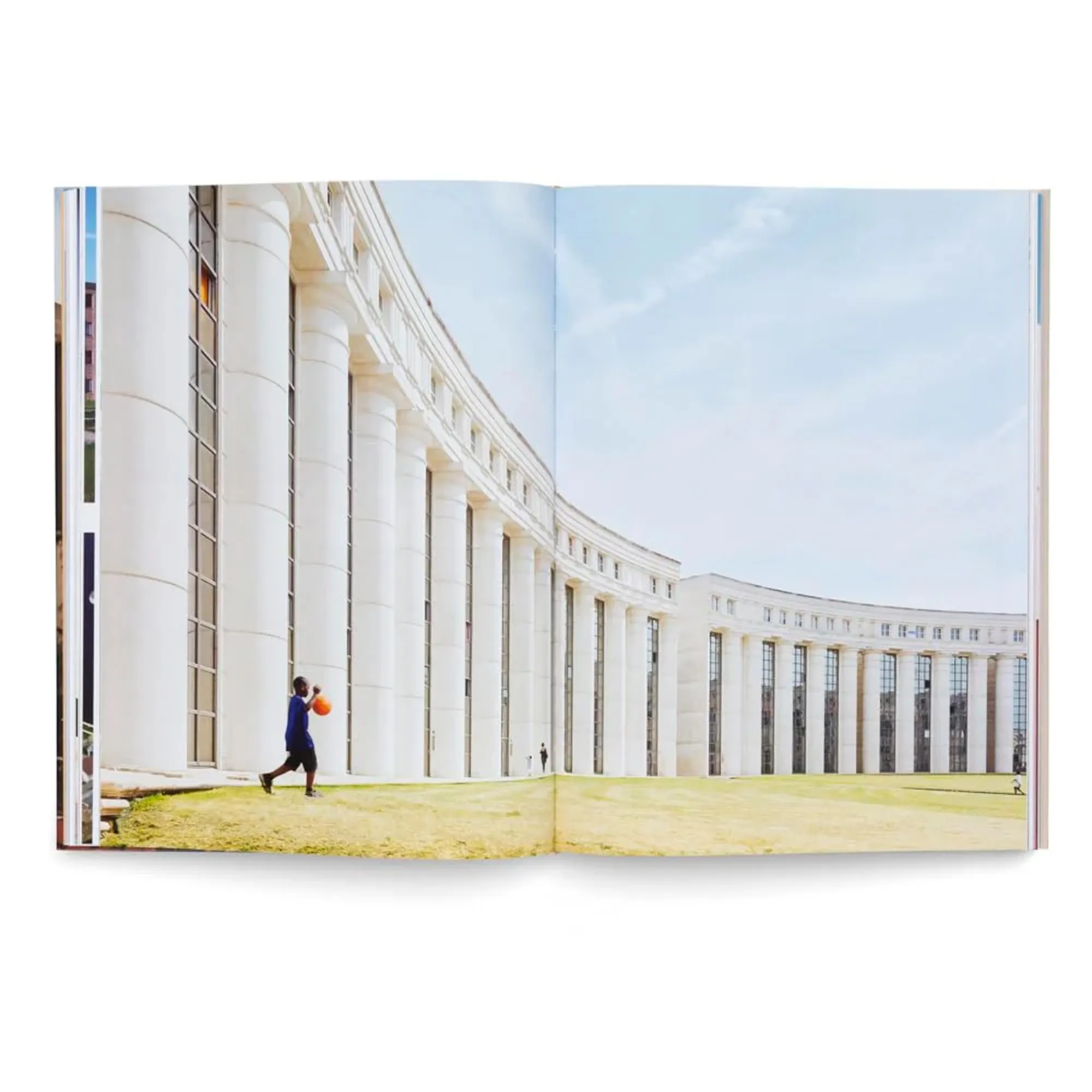 Ricardo Bofill. Visions of Architecture arkitekturbok - 3