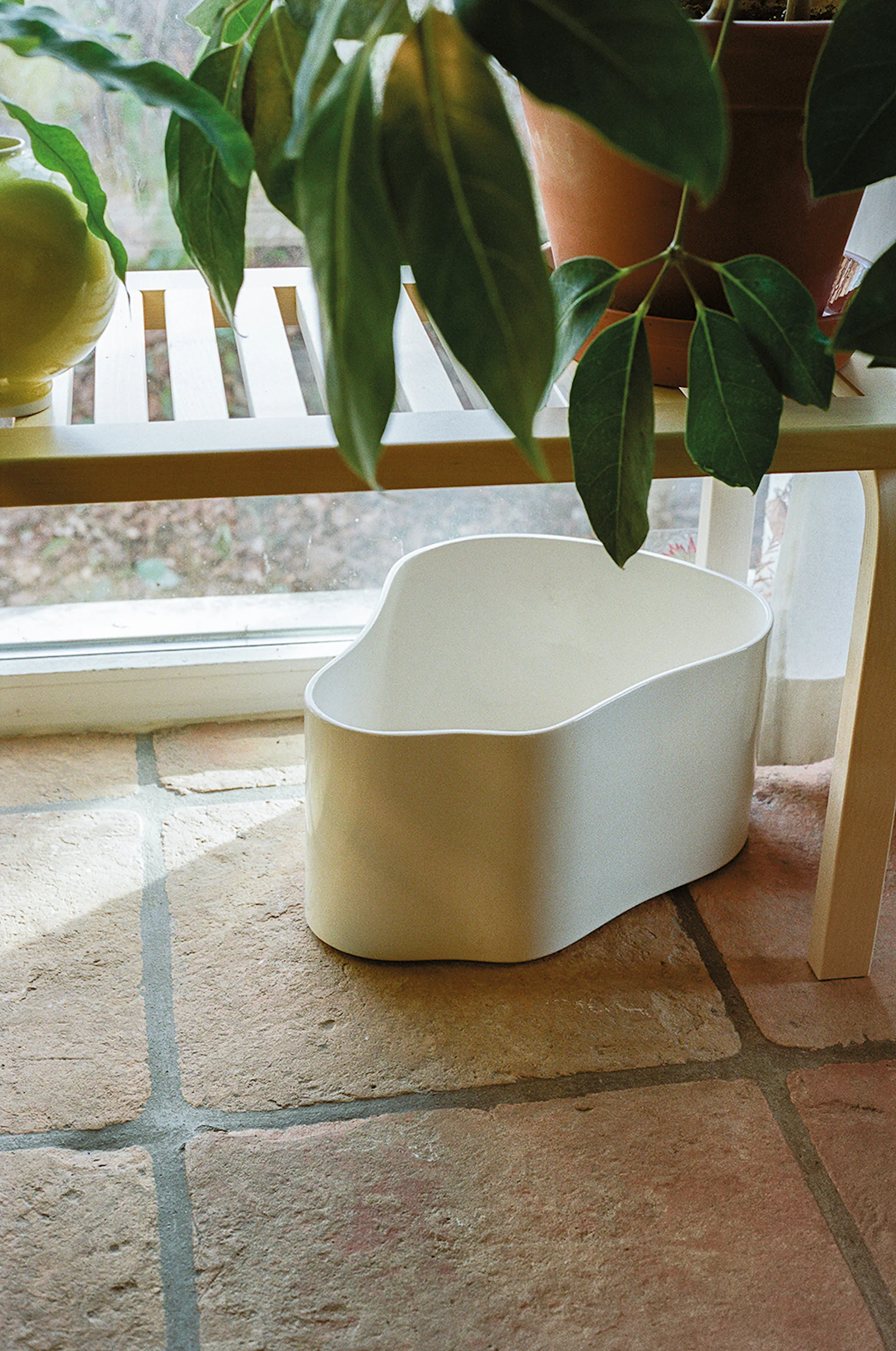 Riihitie Plant Pot Shape B Medium - Artek - Aino Aalto - NO GA