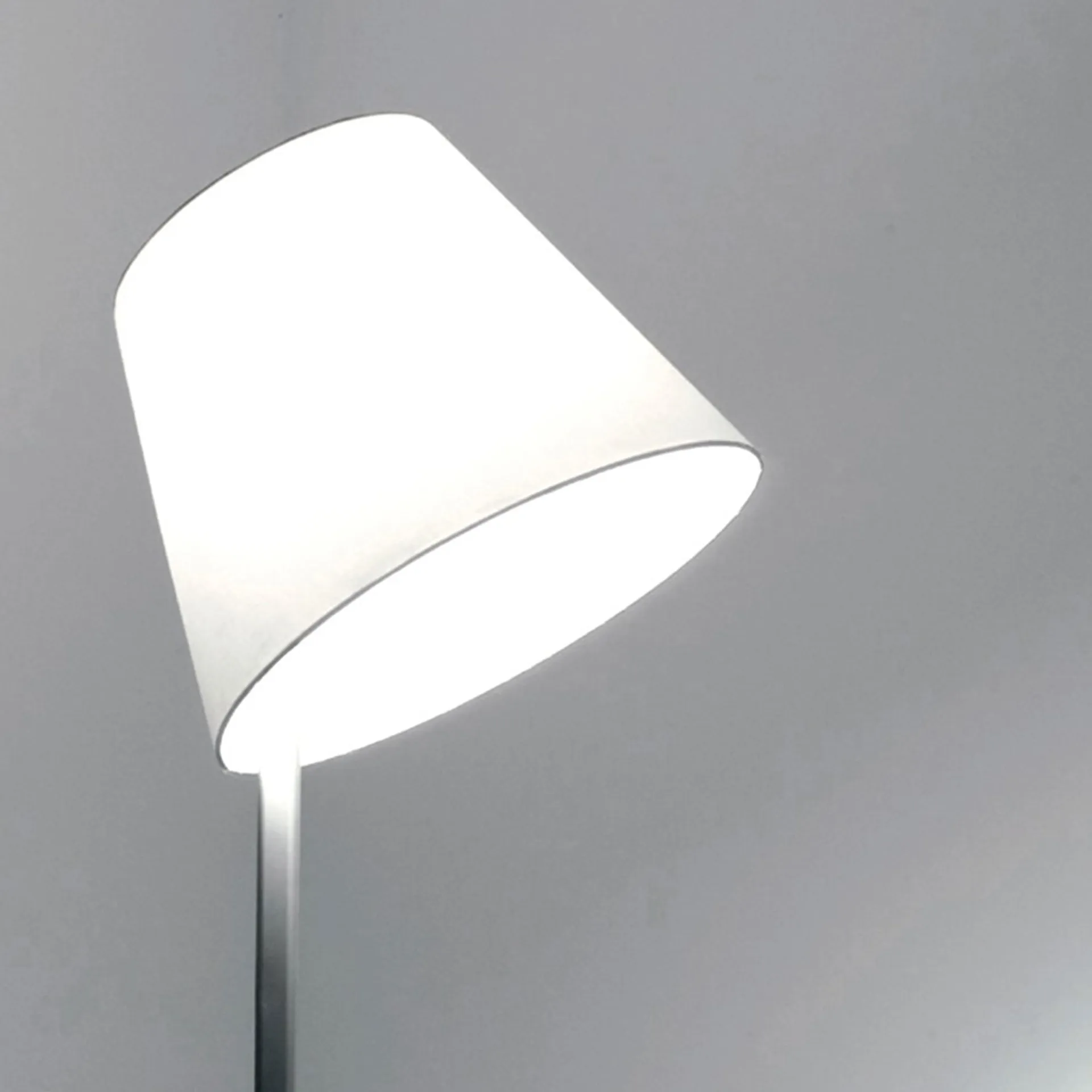 Melampo Mega Gulvlampe - Artemide - NO GA