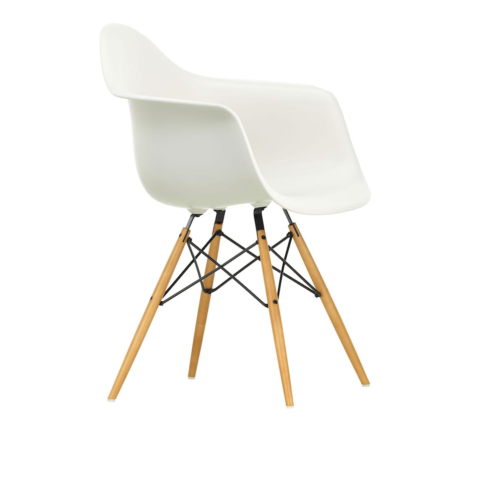 Eames RE Plastic Chair - DAW