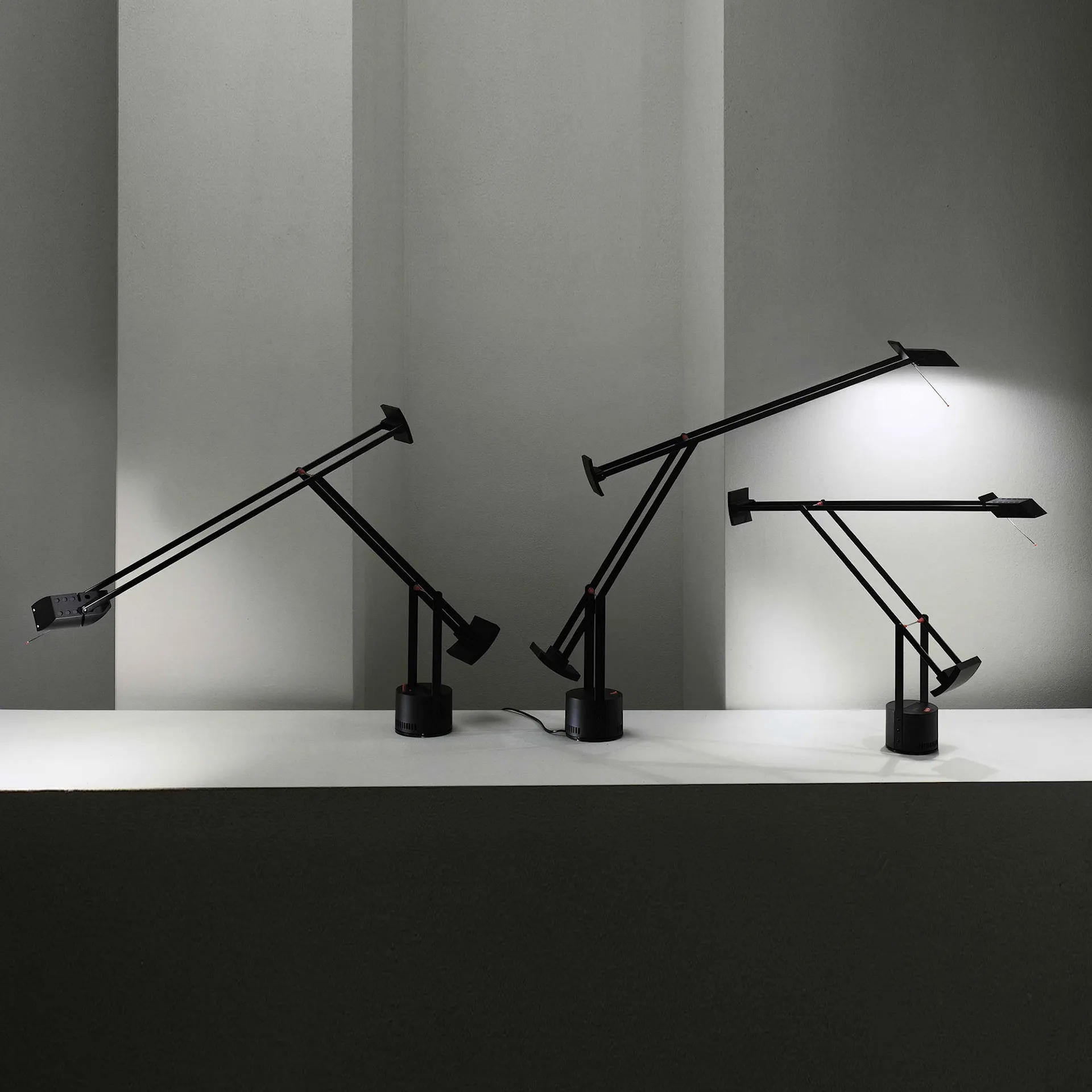 Tizio Table Lamp - Artemide - NO GA