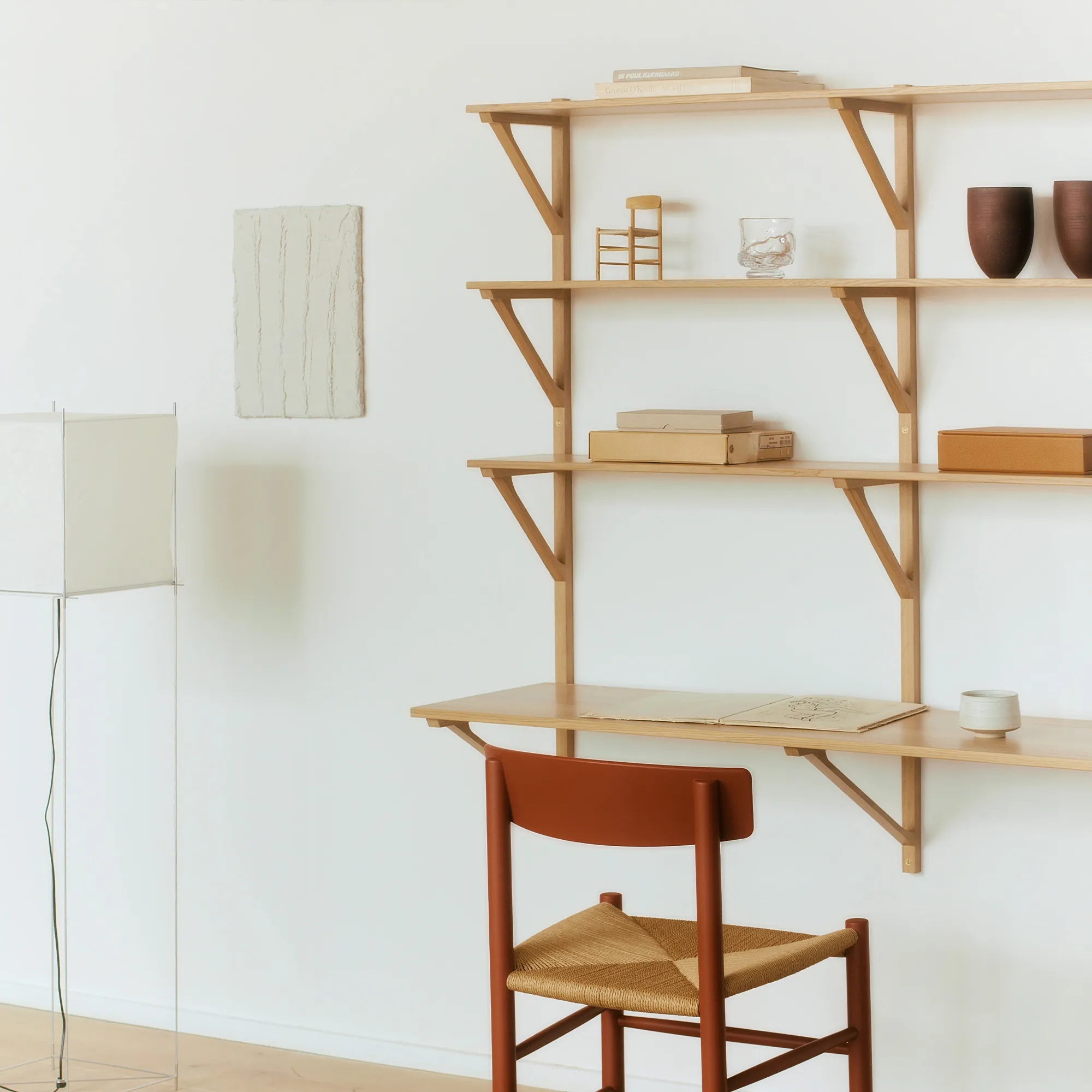 BM29 vegghylle 149 cm 3 hyller og skrivebord - 6