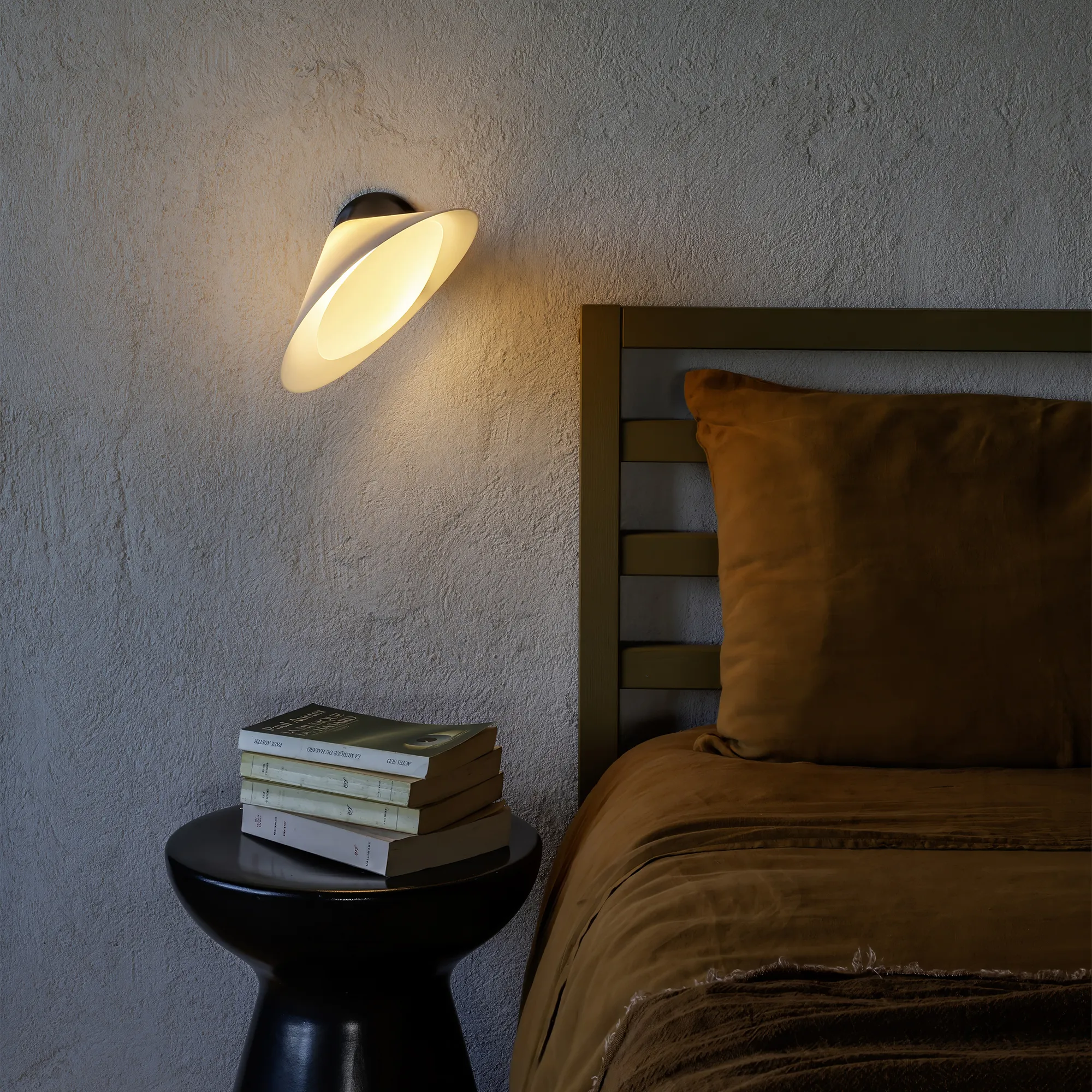 Plume SW vegglampe med knapp - 6