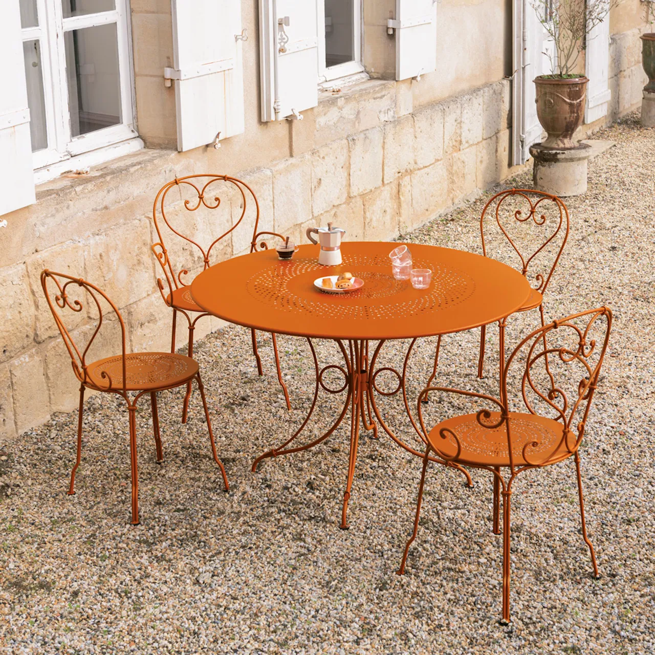1900 Chair, Rosemary