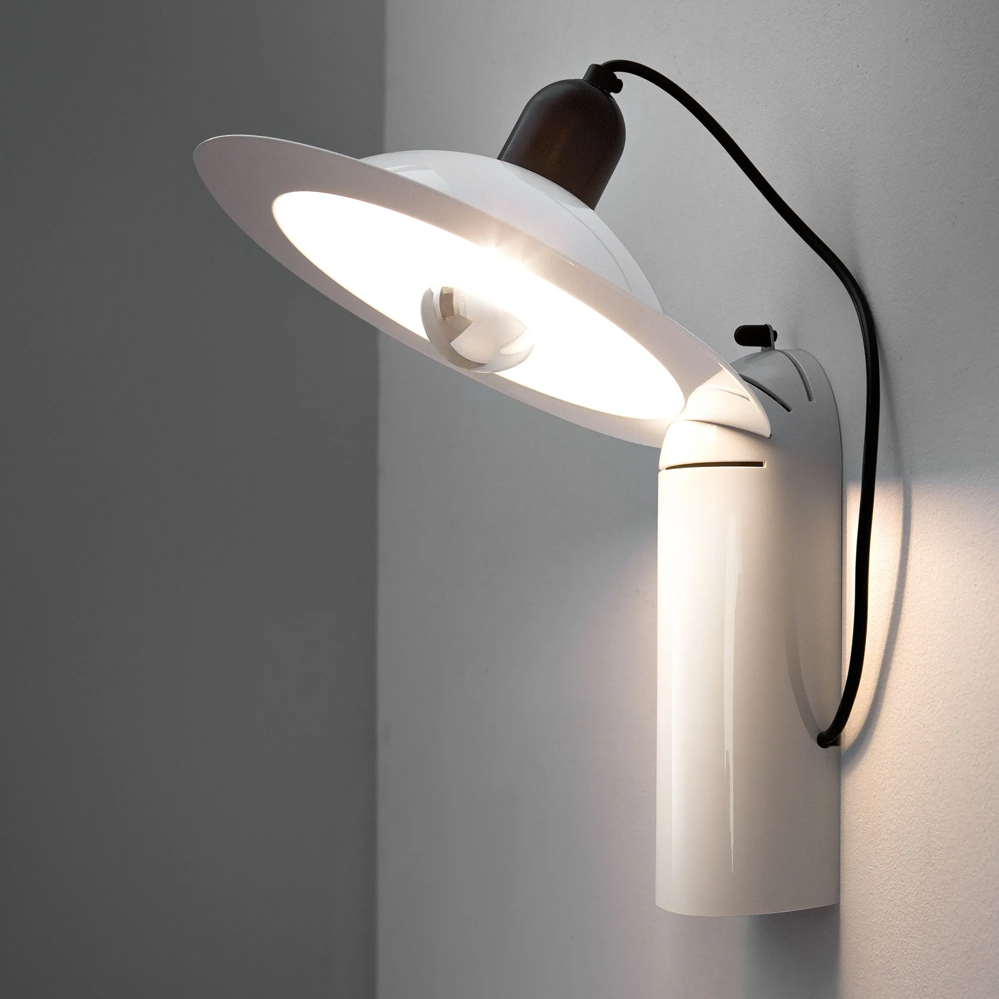 Lampiatta Table/Wall Lamp - 3
