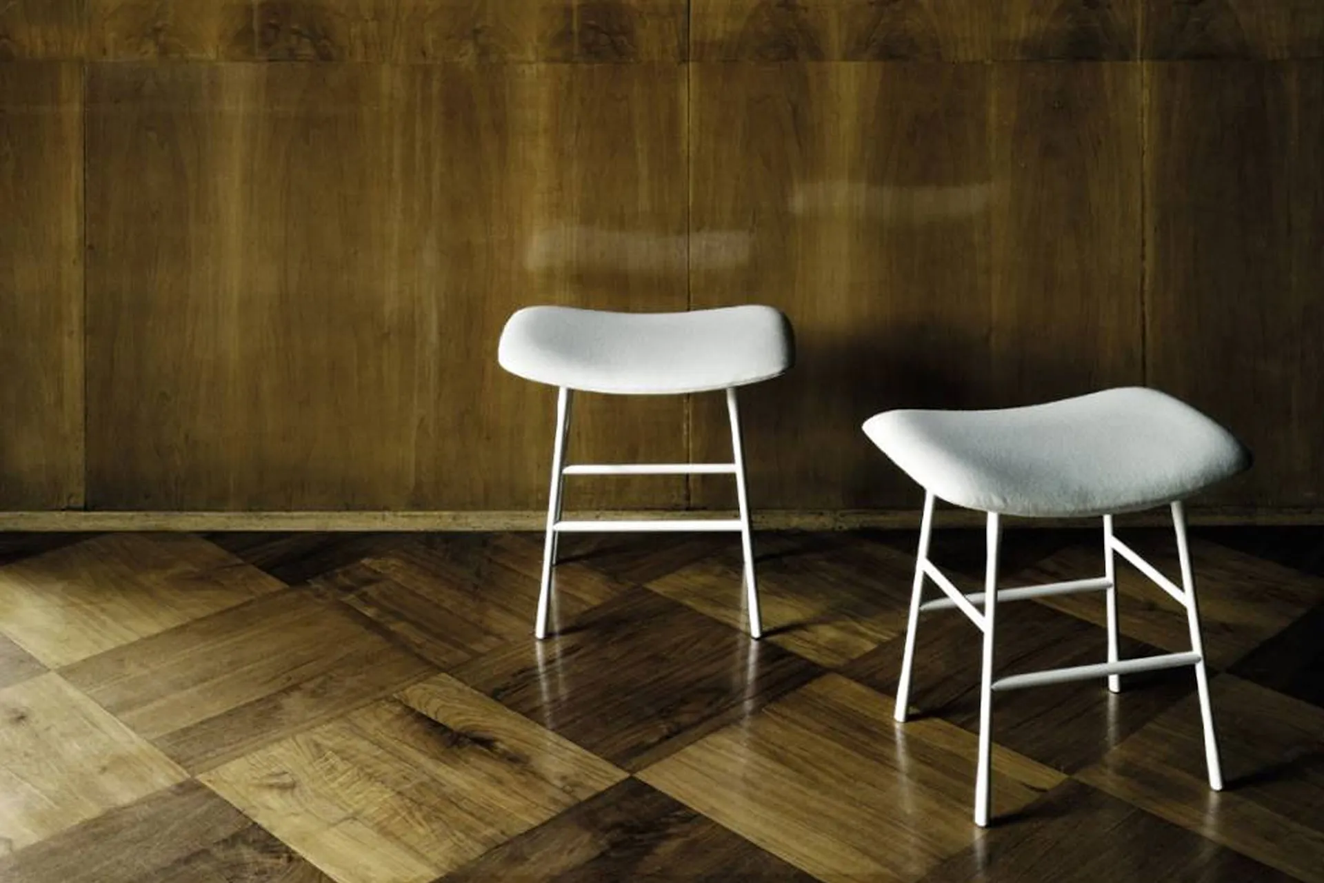 Hinge Stool - Living Divani - NO GA