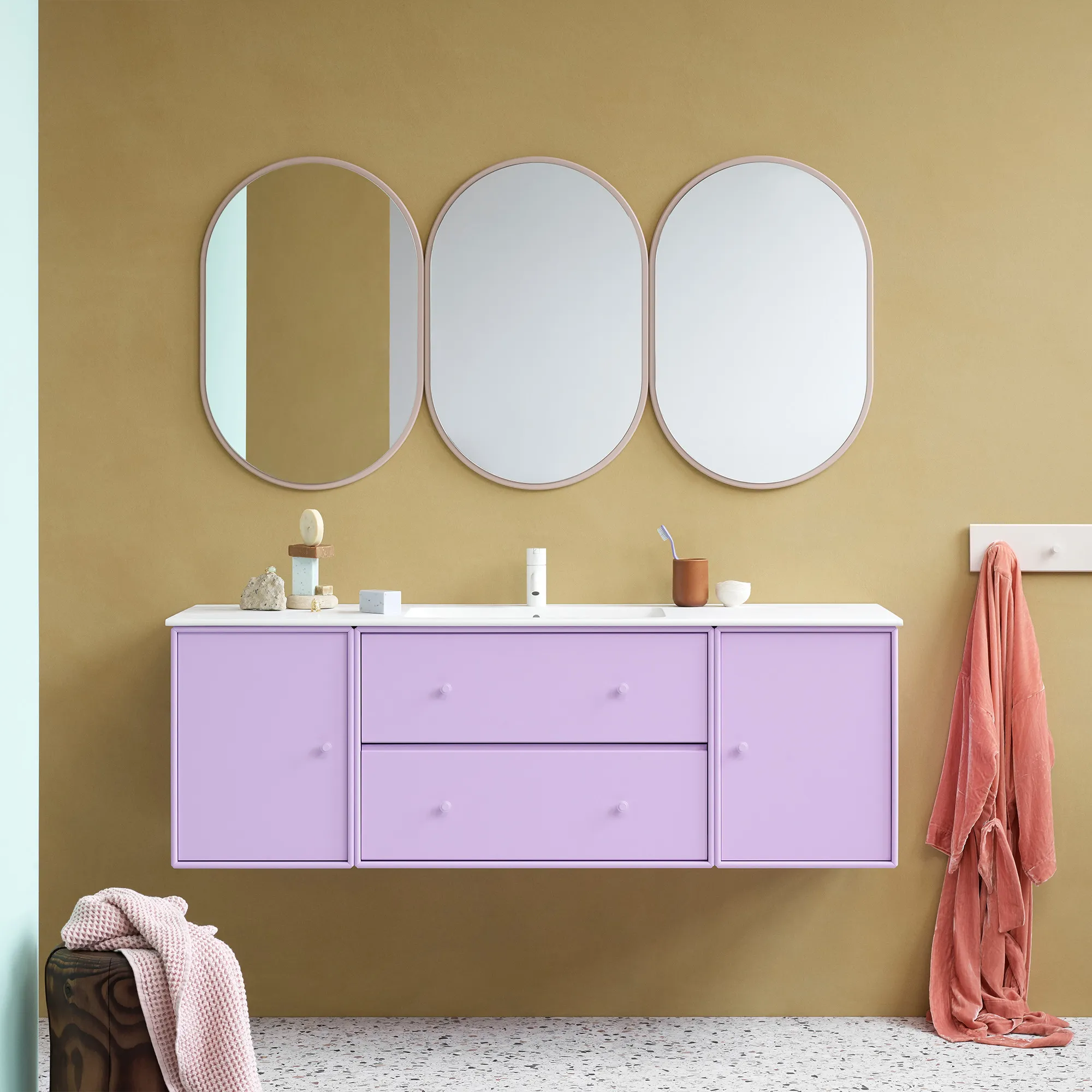 Look Oval Mirror - Suspension Rail - 2
