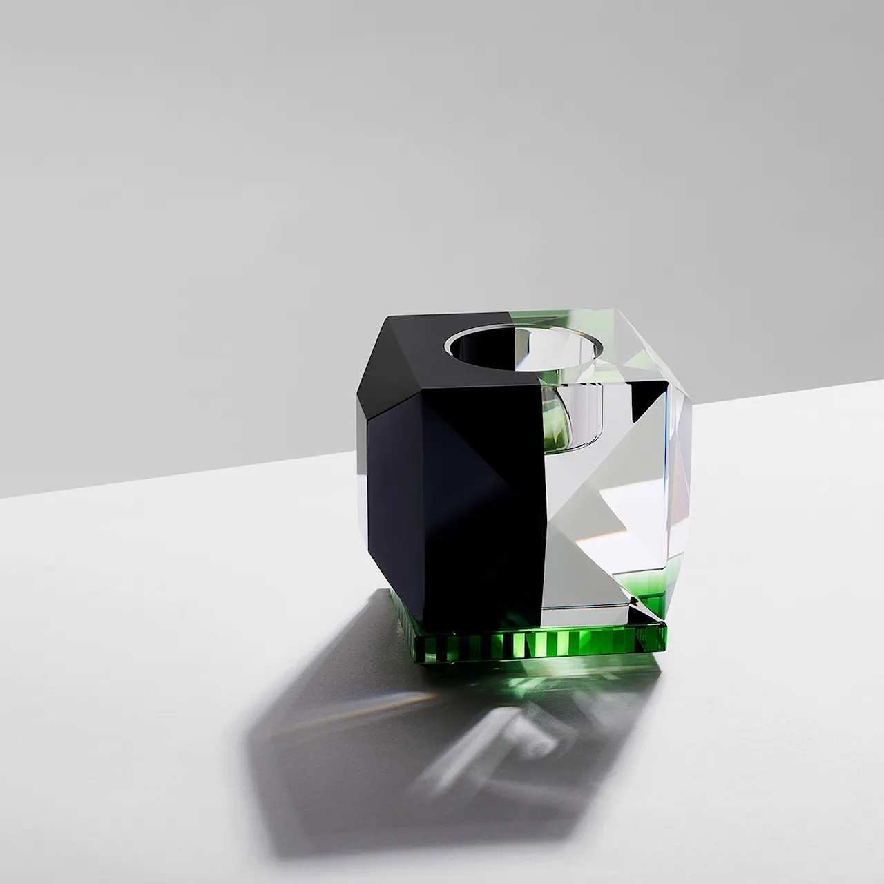 Ophelia T-Light Holder Black/Clear/Green