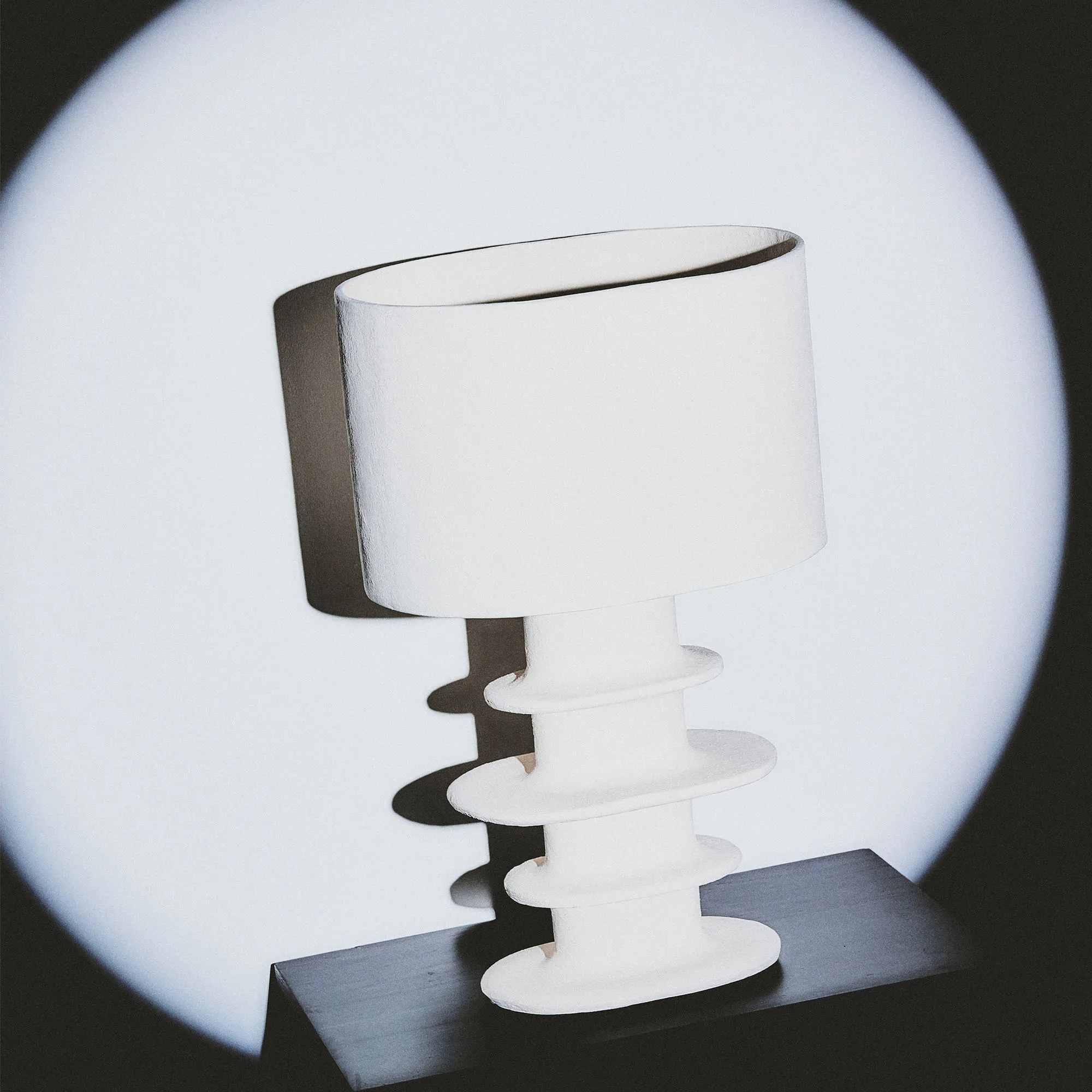 Bordlampe 03 hvit jord