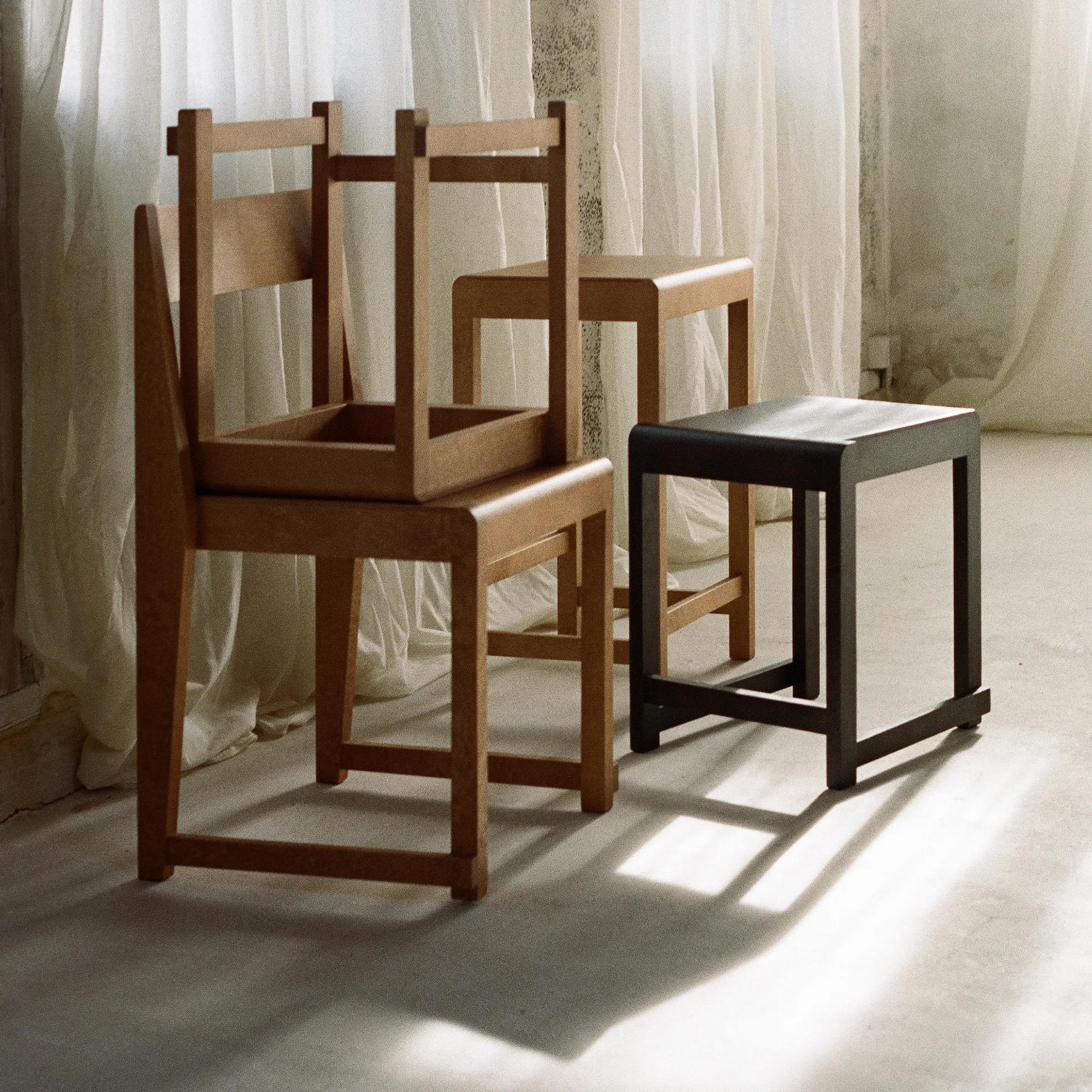 Low Stool 01 krakk - 8