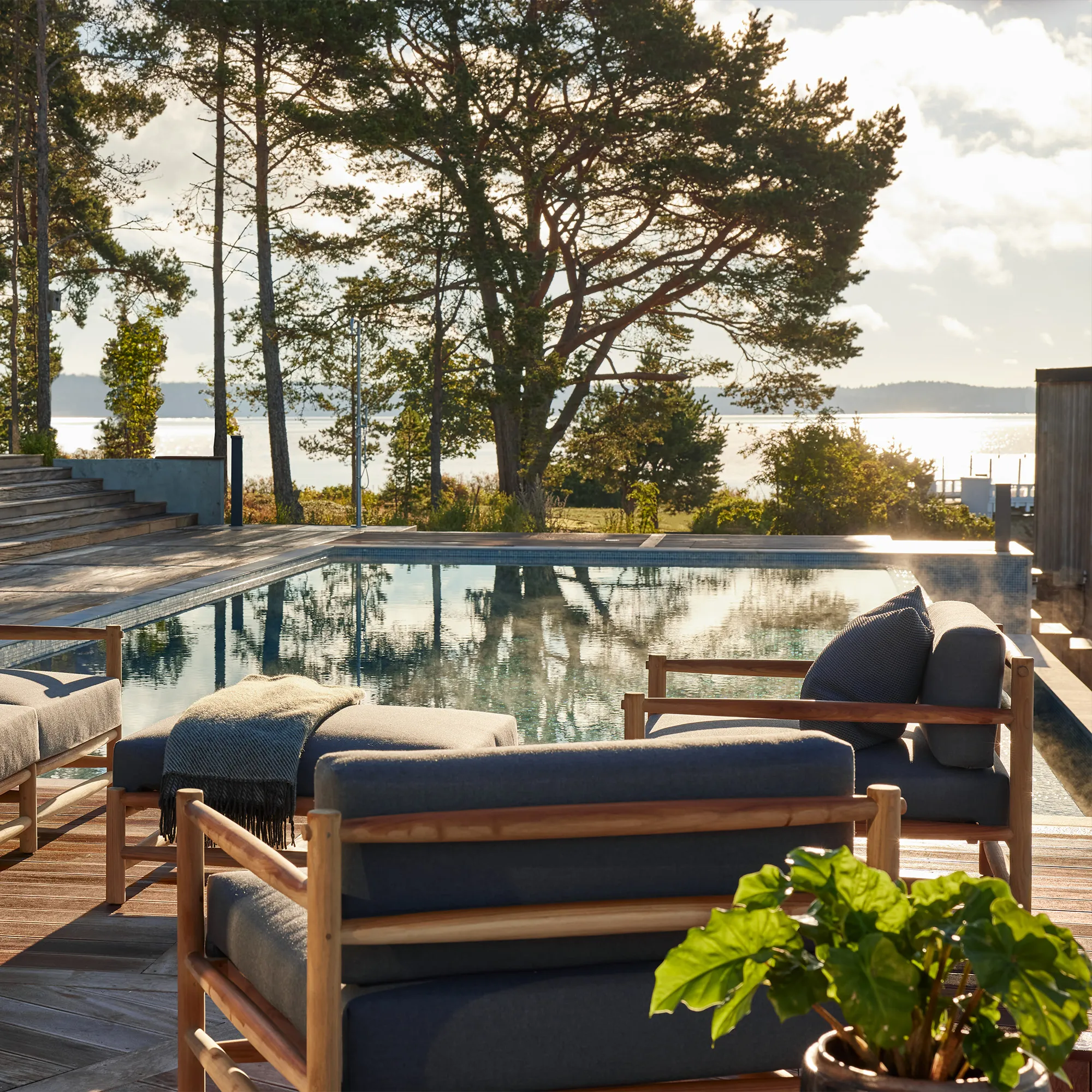 Saltholm Lounge Chair - 3
