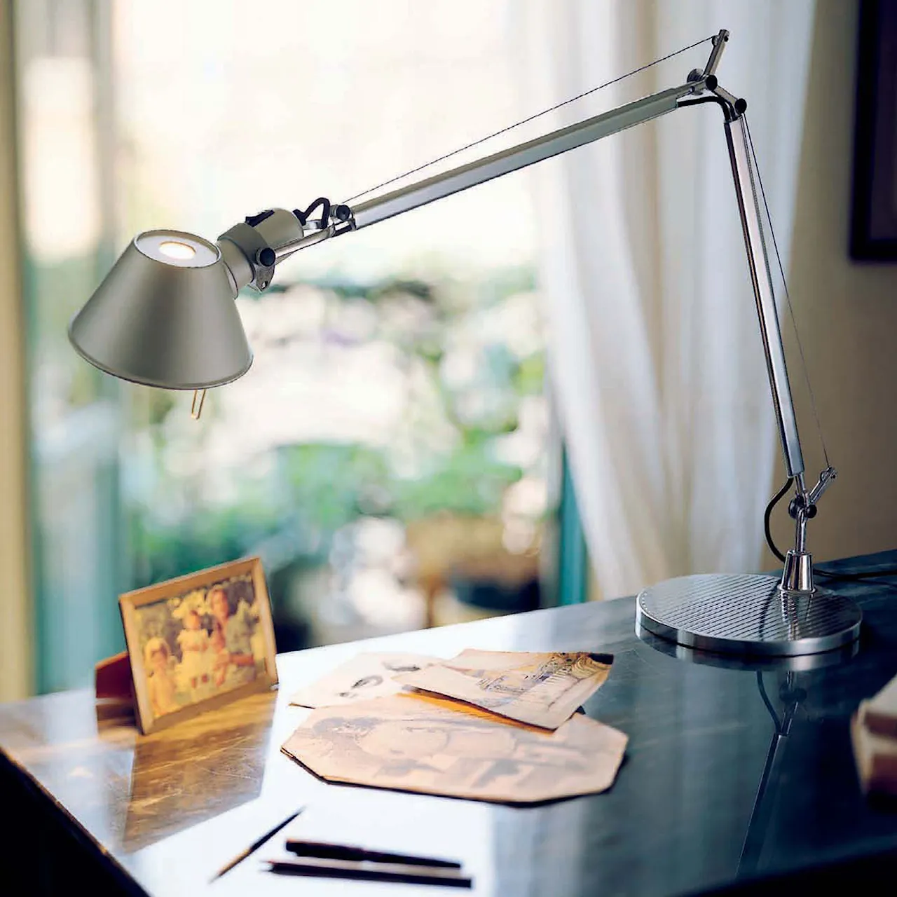 Tolomeo Skrivebordslampe