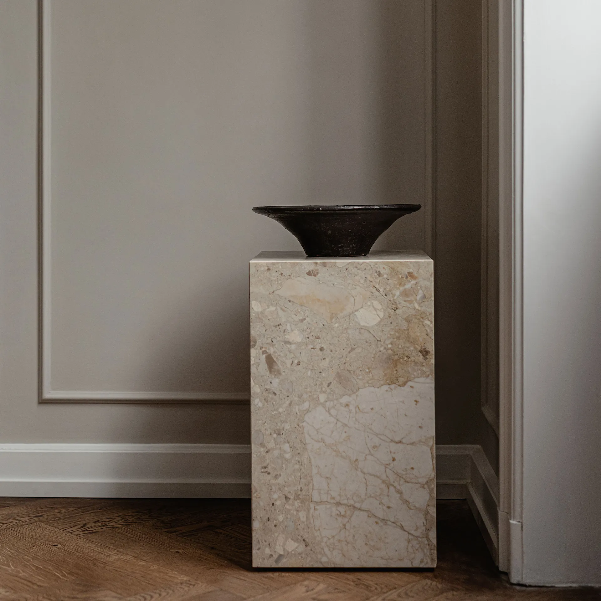 Plinth Tall - Audo Copenhagen - NO GA