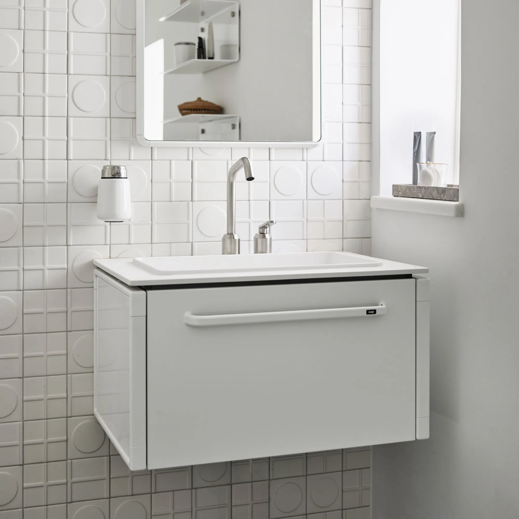 Vipp981 servantskap liten med kran - 4