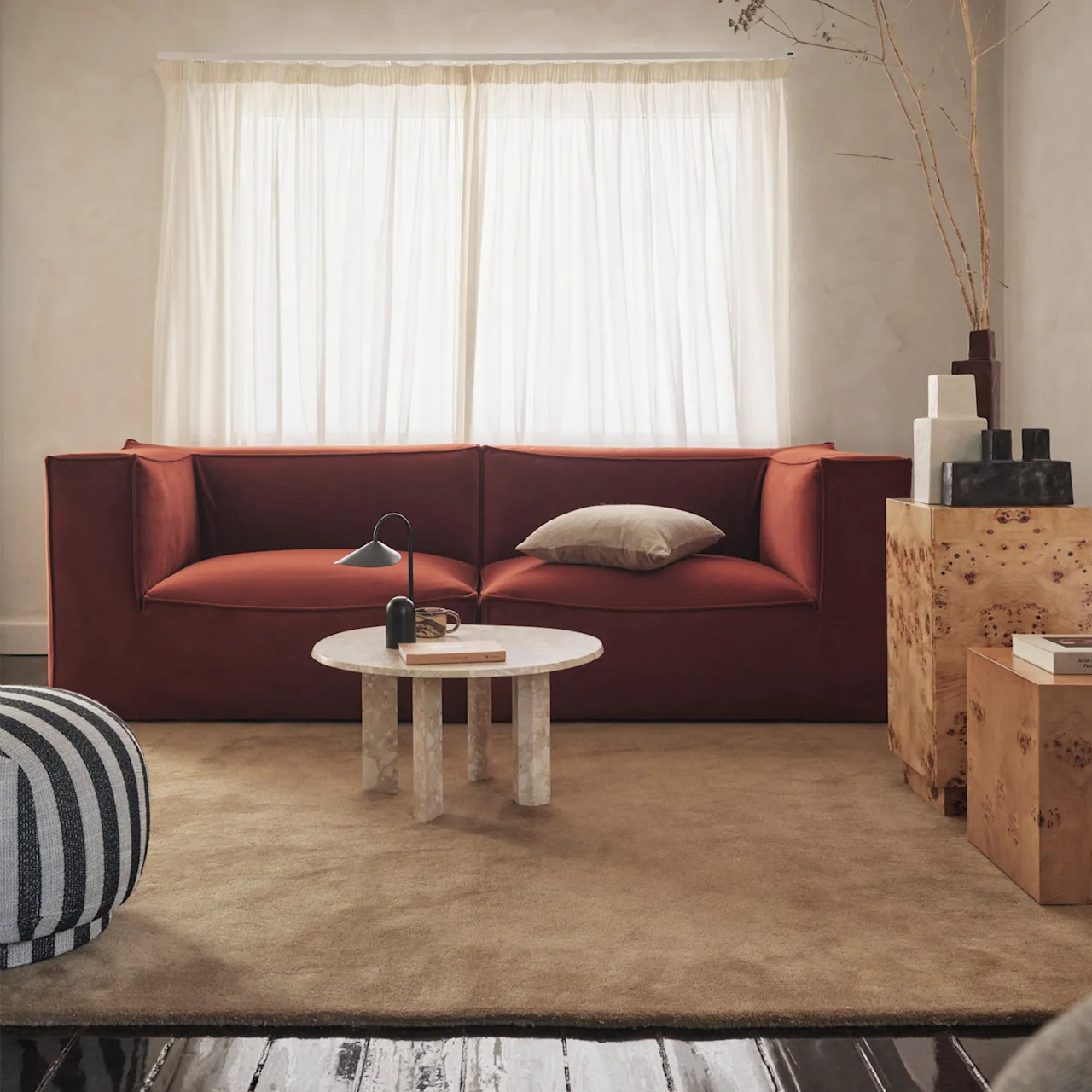 Stille tuftet teppe 160 x 250 cm