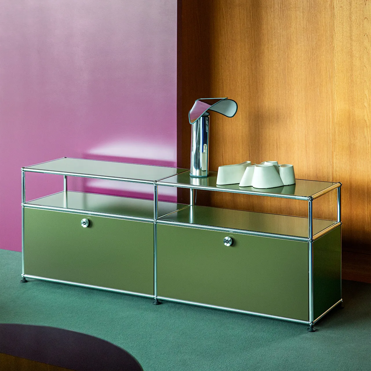 USM Haller 42 skjenk