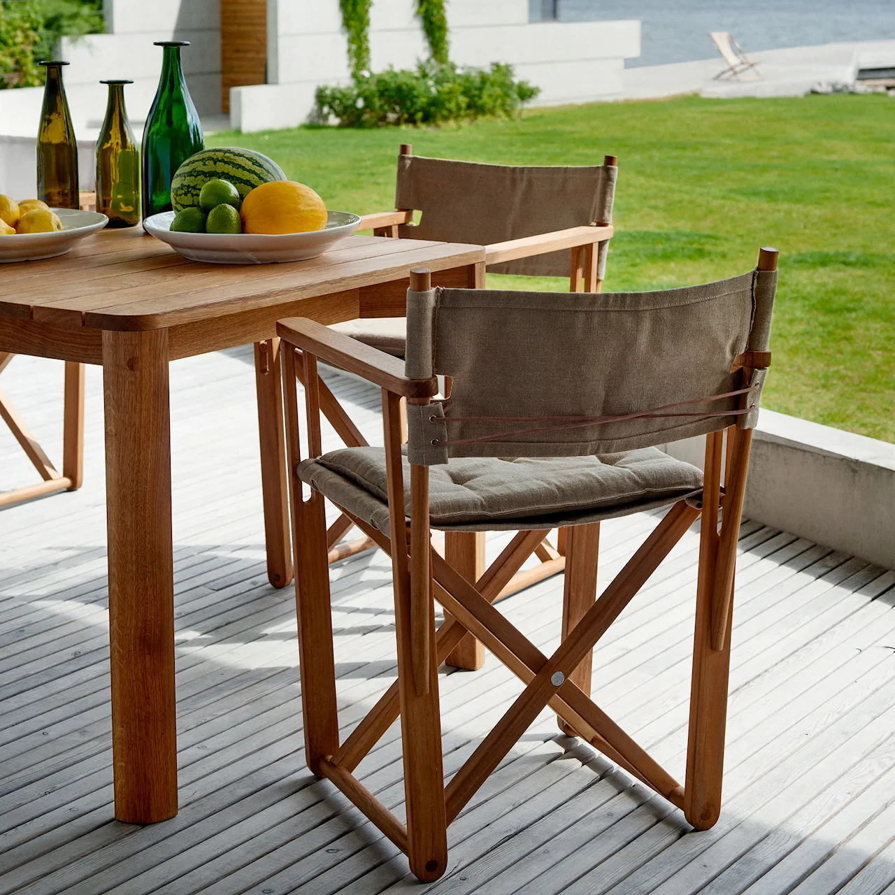 Kryss Dining Chair Svart Sunbrella