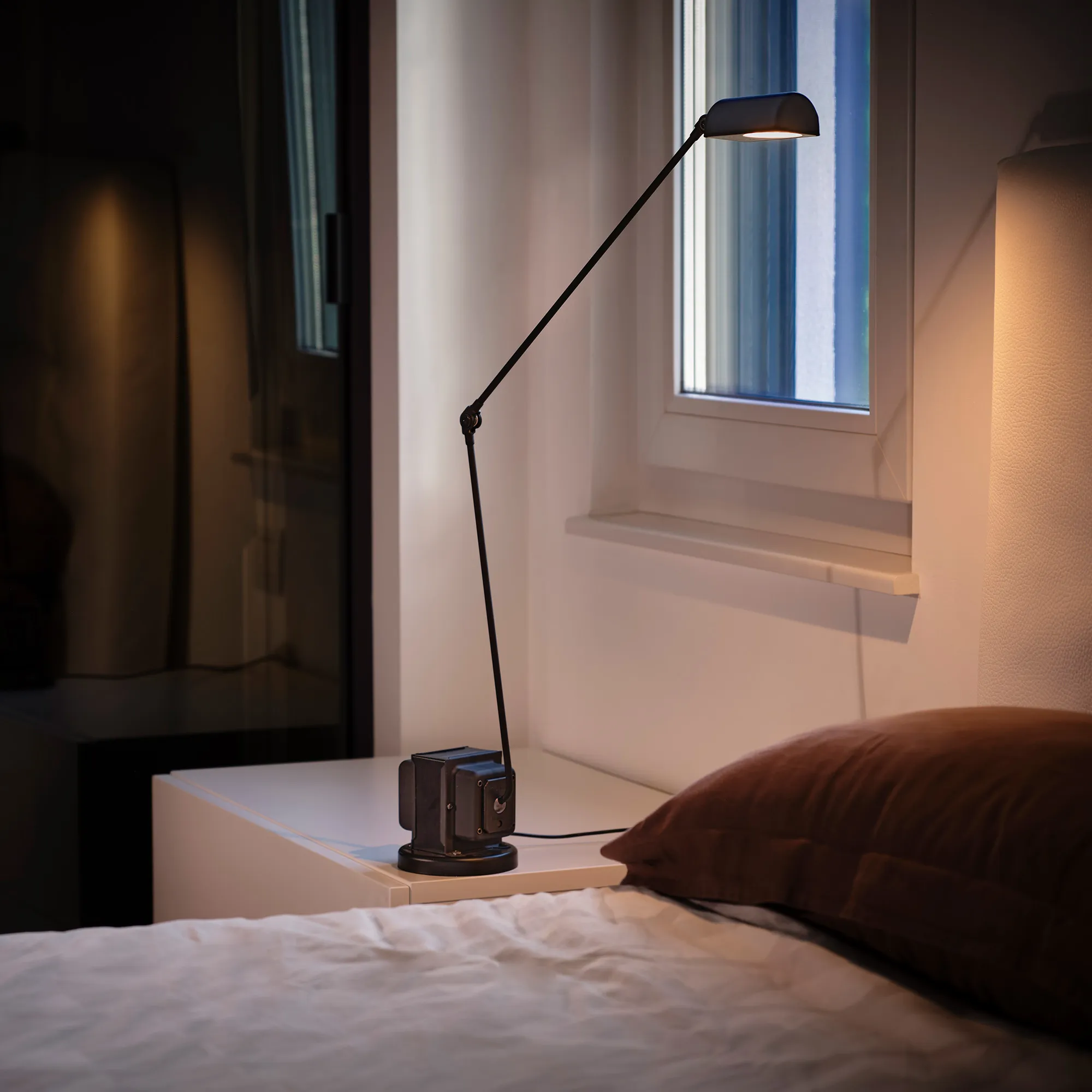 Daphine Classic bordlampe