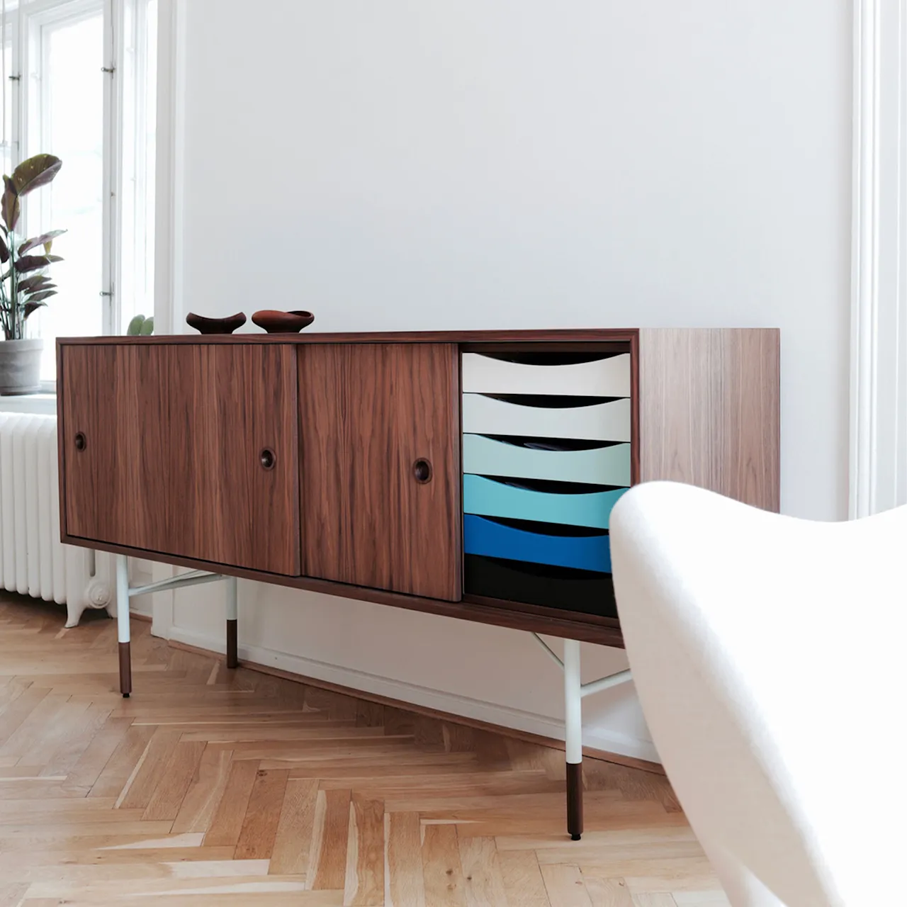 Sideboard Cold med lådor Oak White/Light Blue