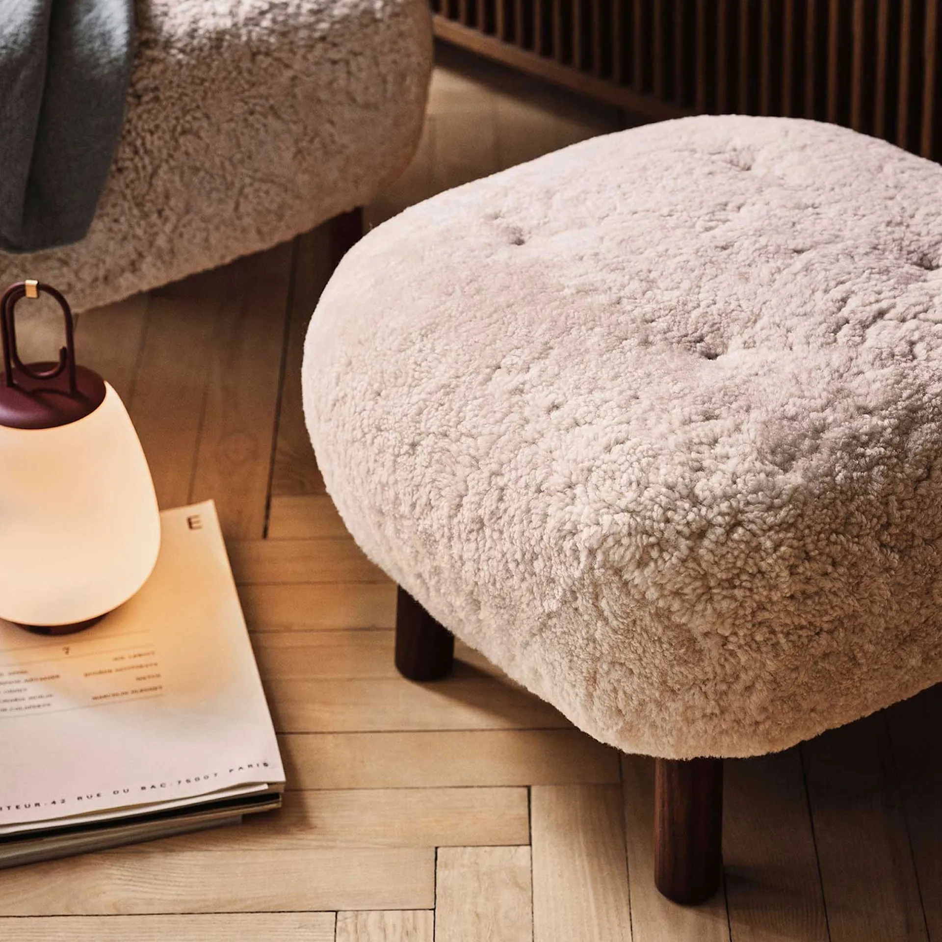 Little Petra Pouf Walnut - &Tradition - NO GA