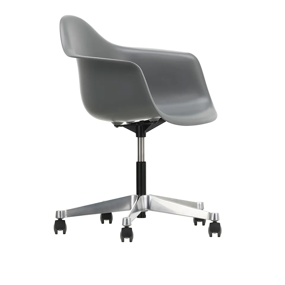 Eames Plastic Armchair - PACC