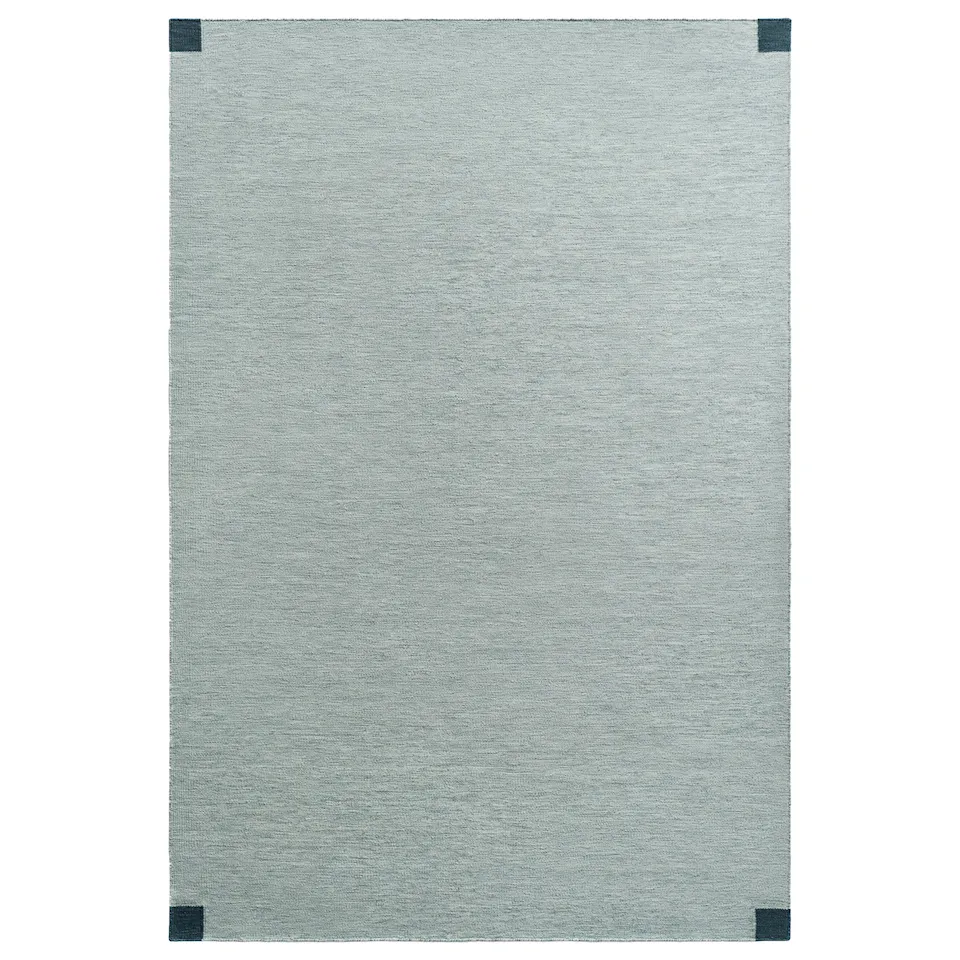 Tradition Solid Blue ullteppe