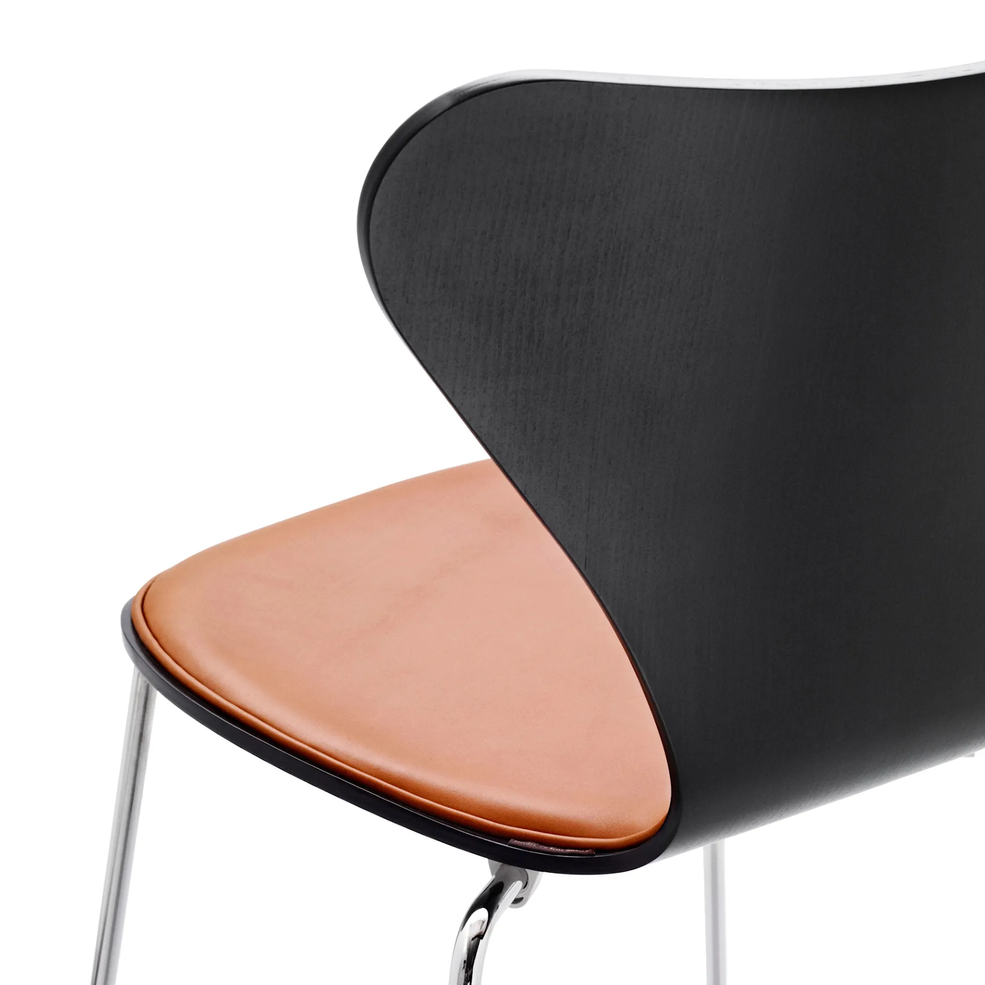 3107 Seven - Forankledd - Fritz Hansen - Arne Jacobsen - NO GA