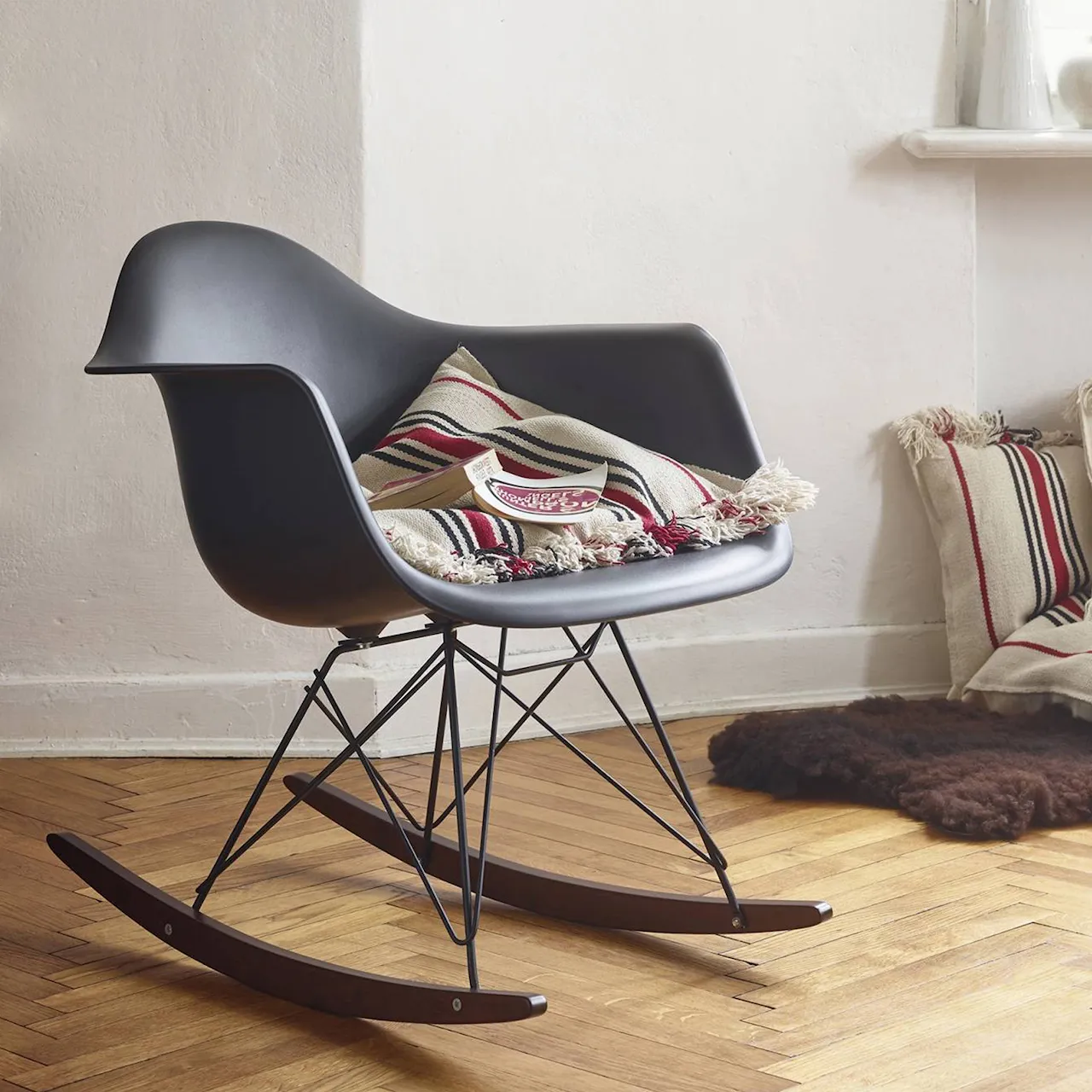 Eames Plastic Armchair RAR - 03 Poppy Red - Chrome Base - Dark Maple