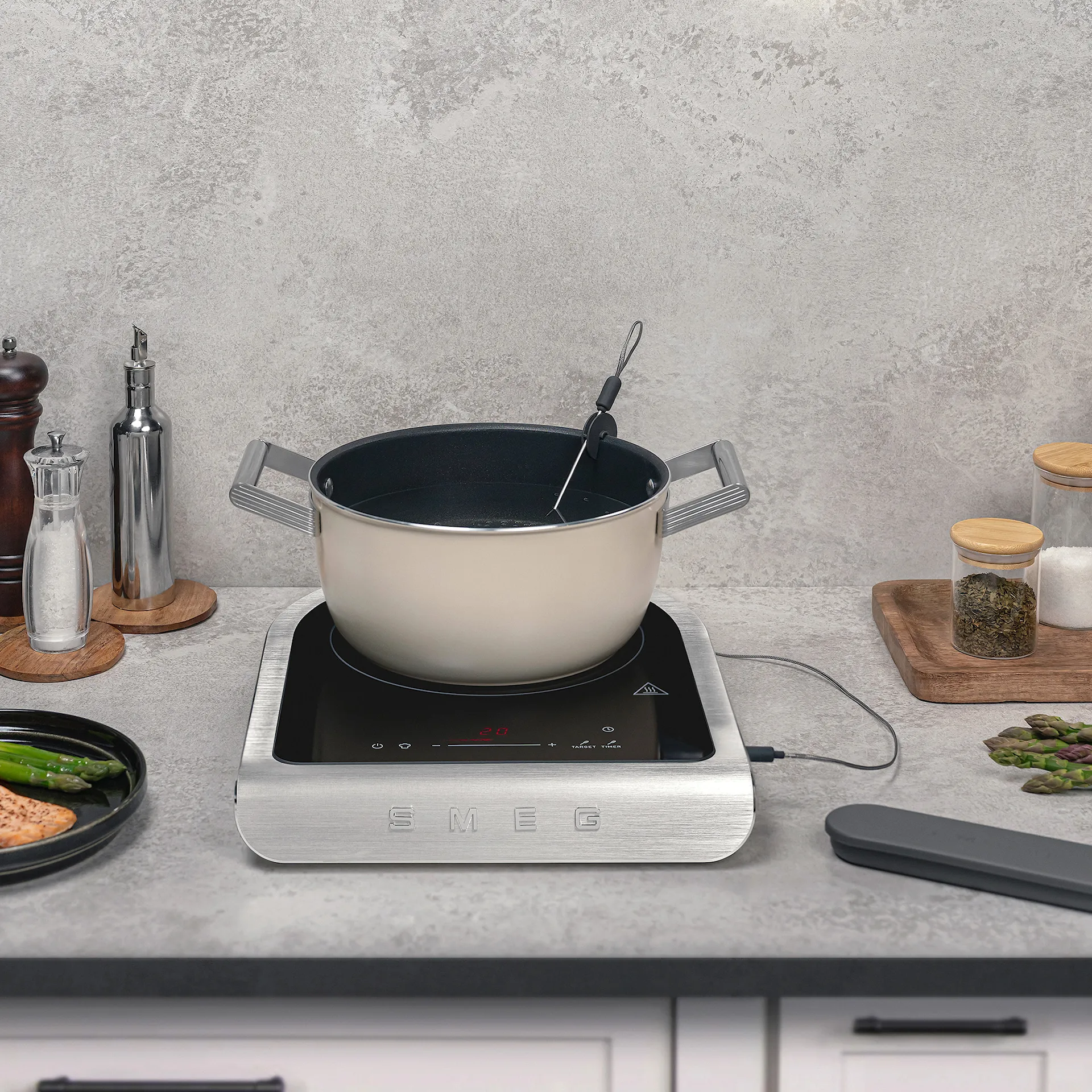 Smeg Portable induction cooker - Smeg - NO GA