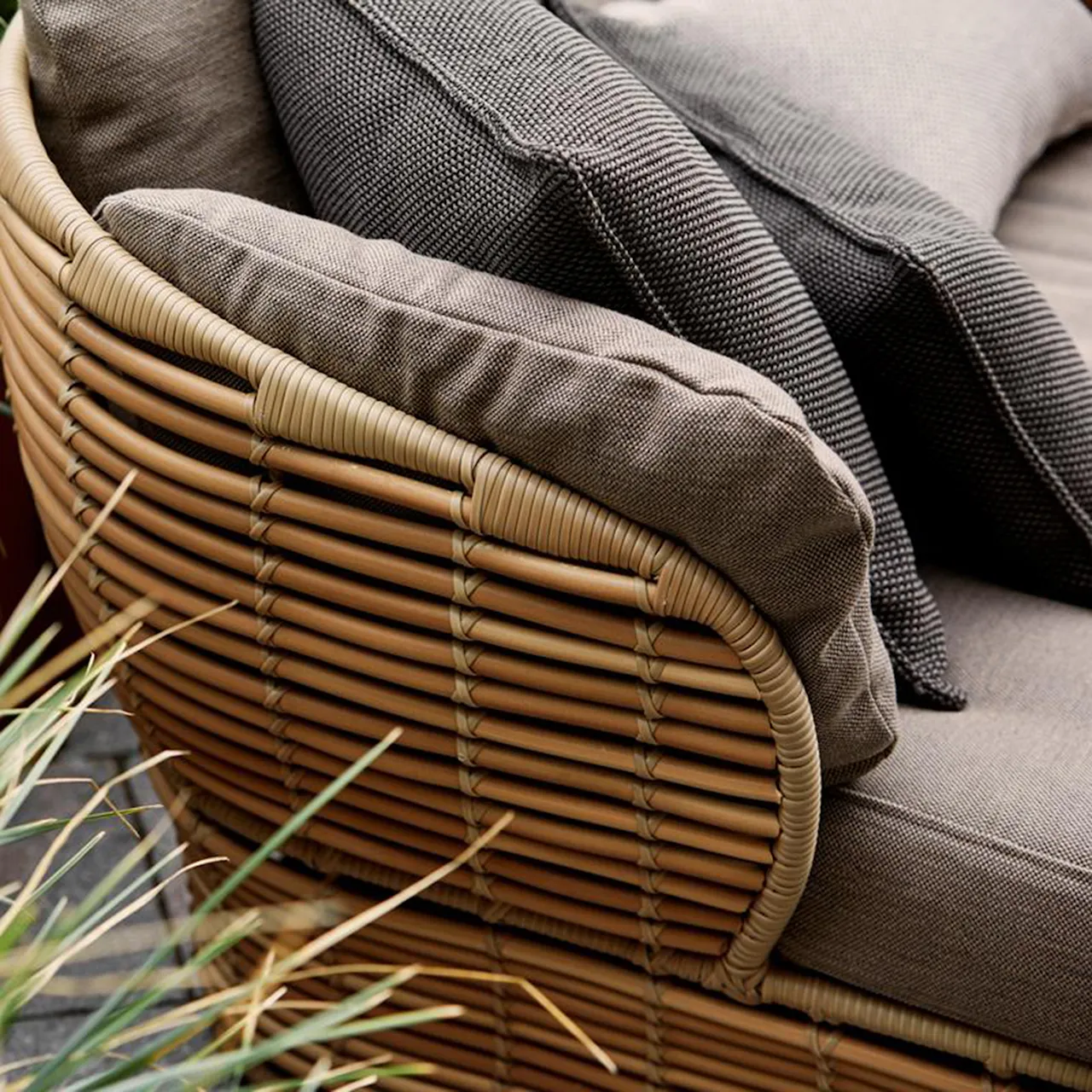 Basket Sofa