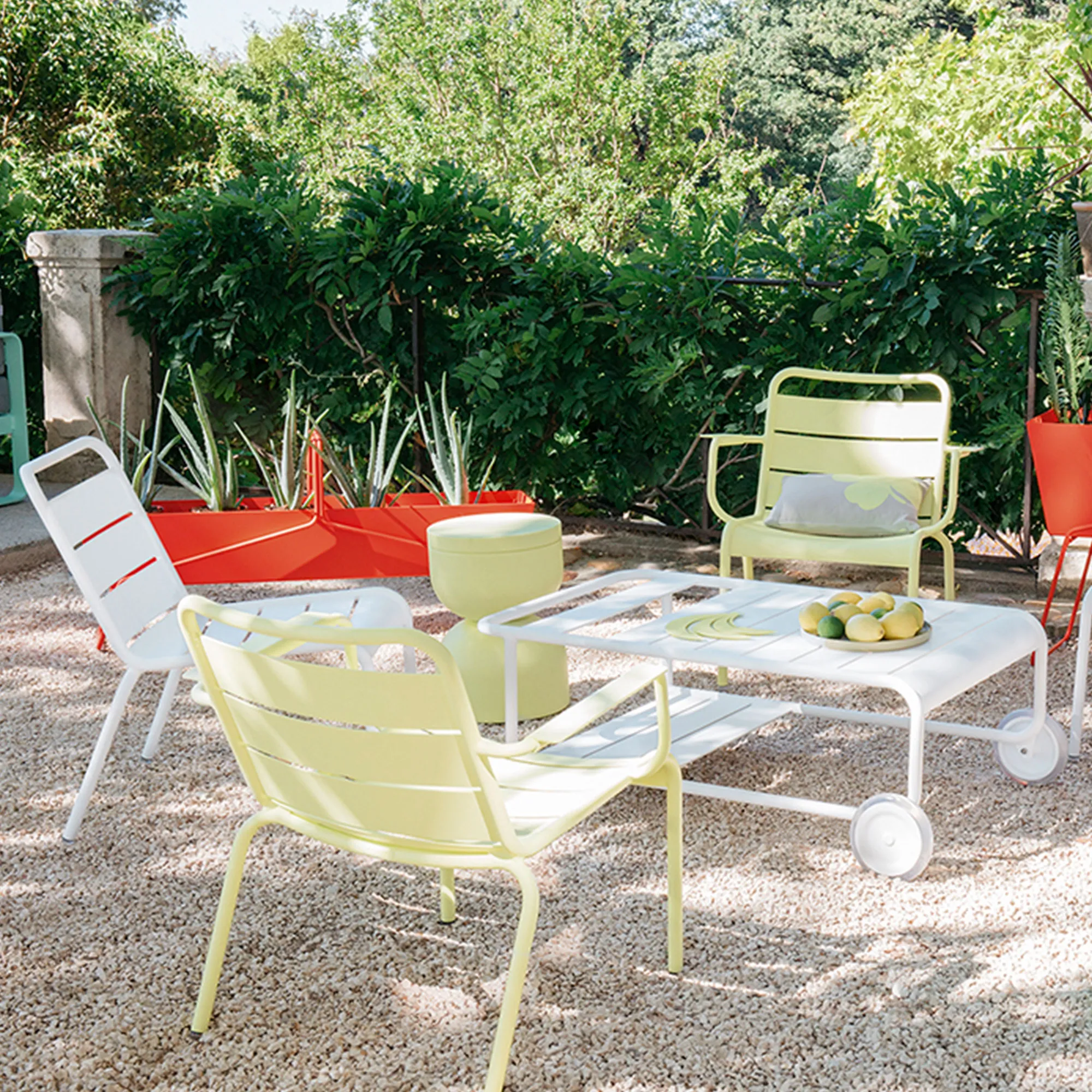 Luxembourg Lounge Armchair - 2