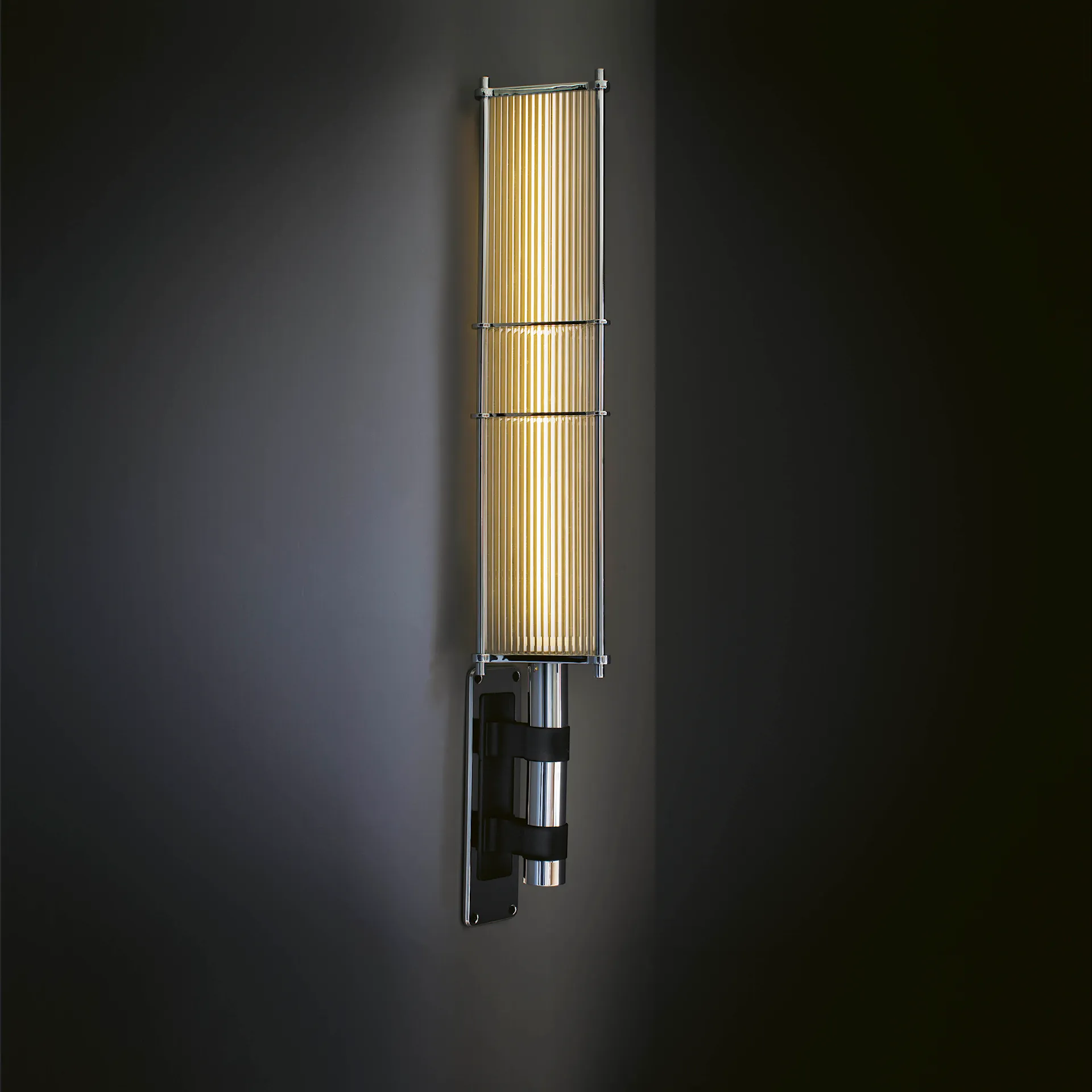 Arbor Wall, Brass/Black - Bert Frank - NO GA