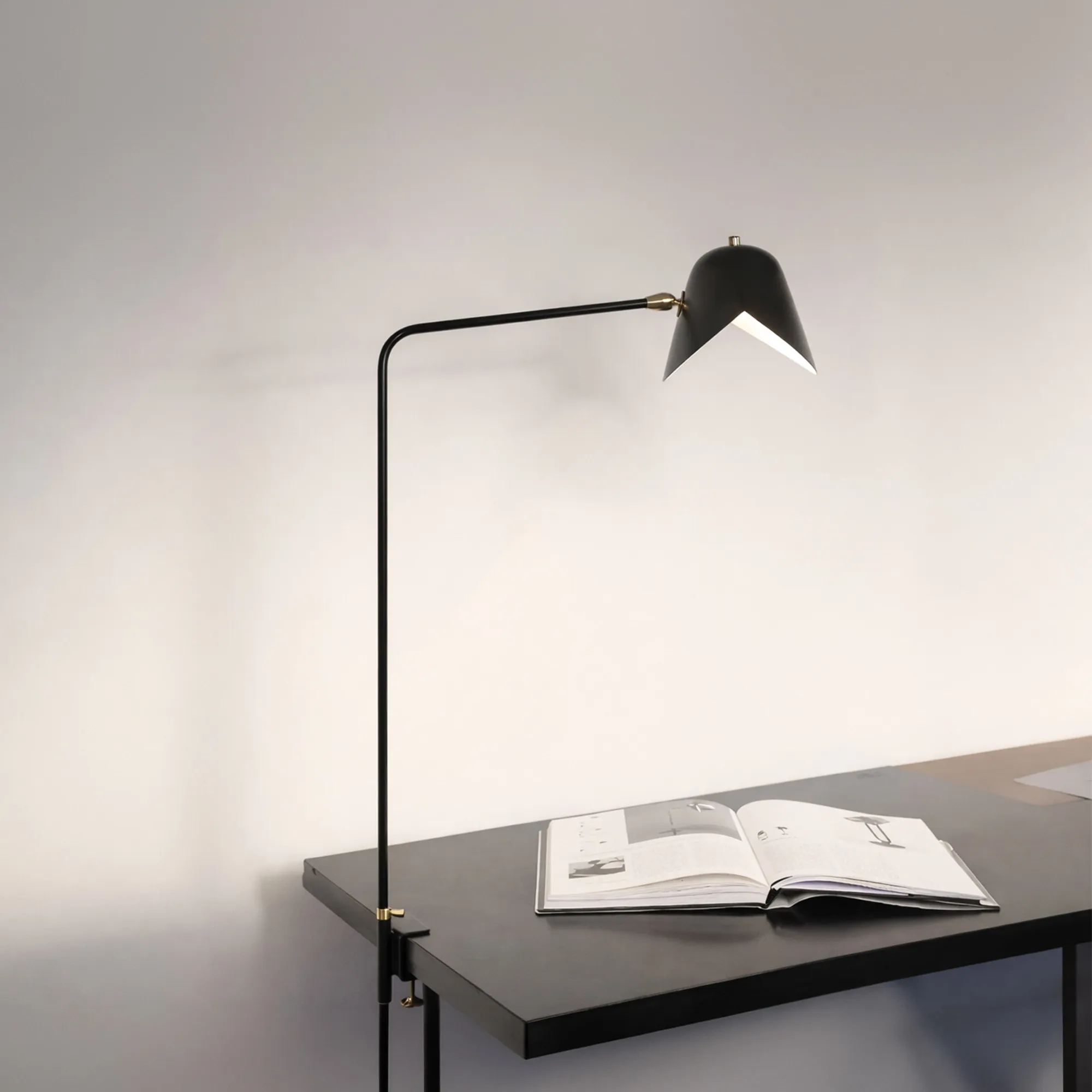 Agrafée skrivebordslampe - 2