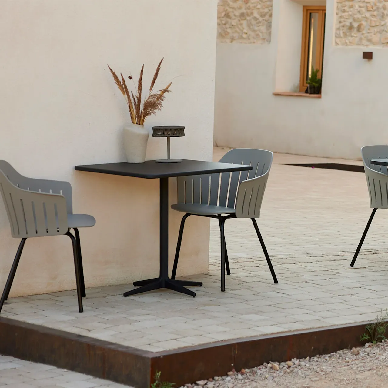 Drop cafebord 75x75 cm Lava Grey