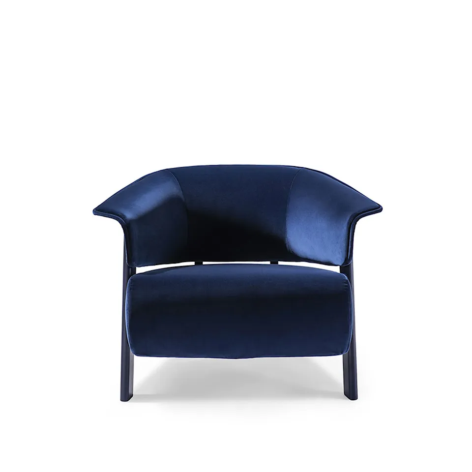 571 Back-Wing Armchair