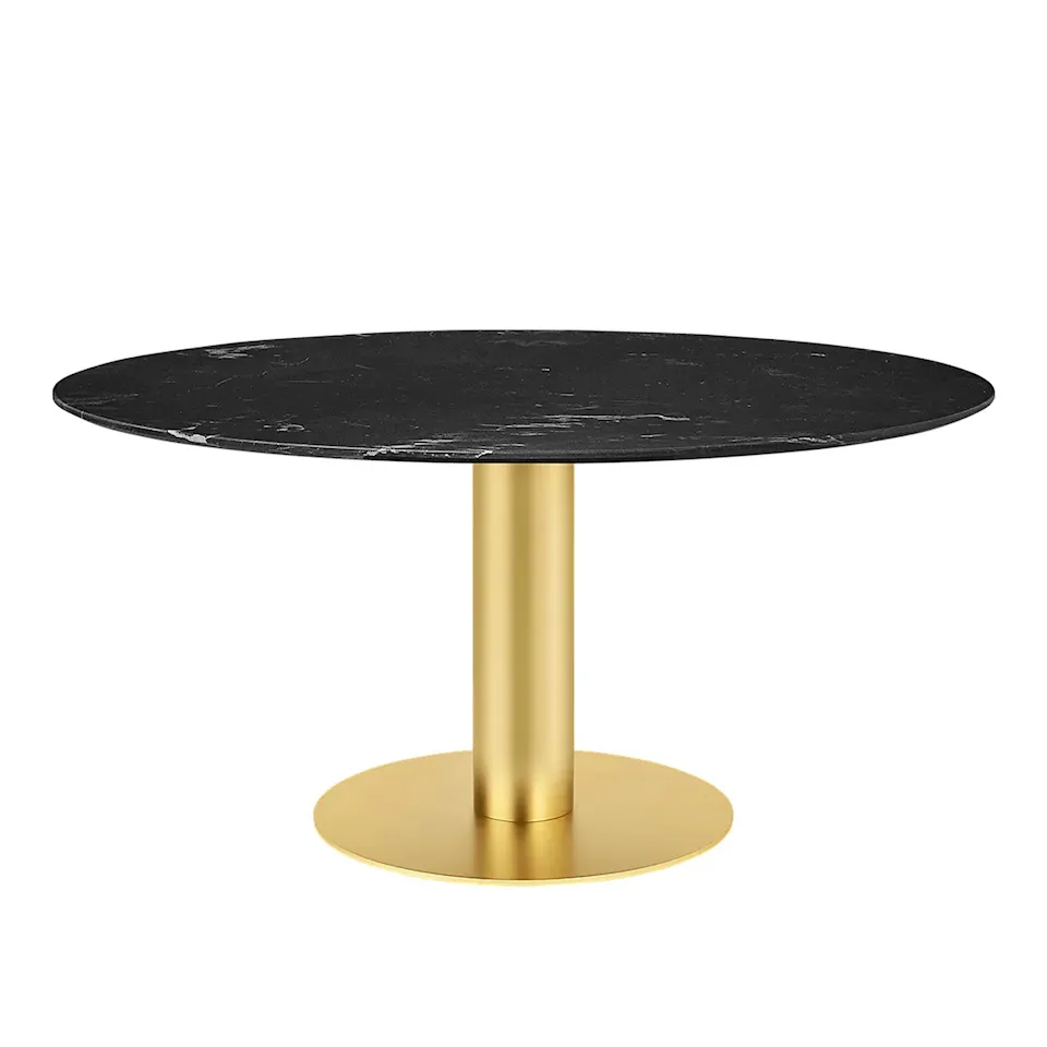 GUBI 2.0 Dining Table, Ø 150 cm, Skiva: Marmor - Nero Marquina, Bas: Mässing