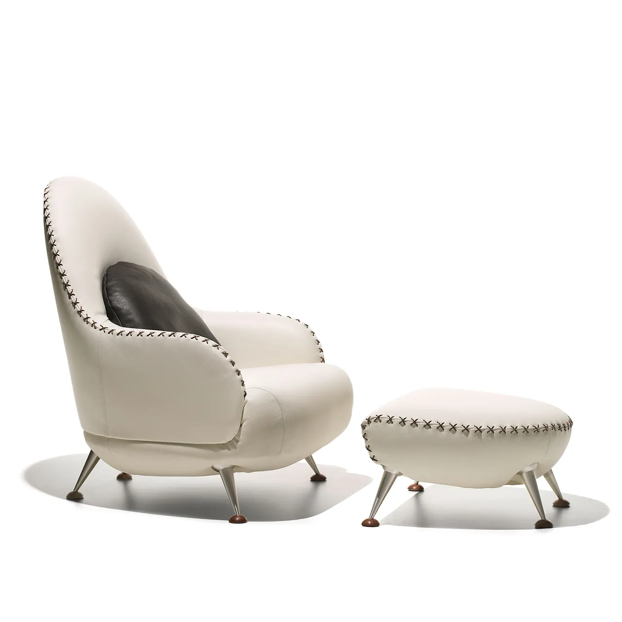 DS-102 Armchair