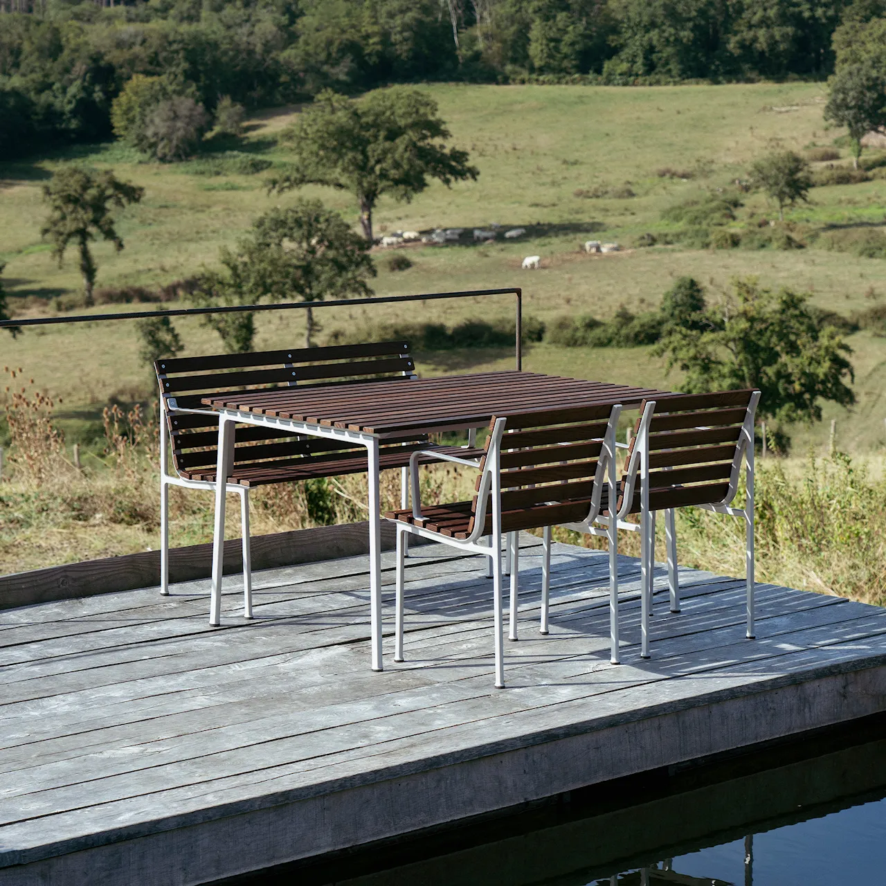 Travers hagebord - L75 x B83 x H74