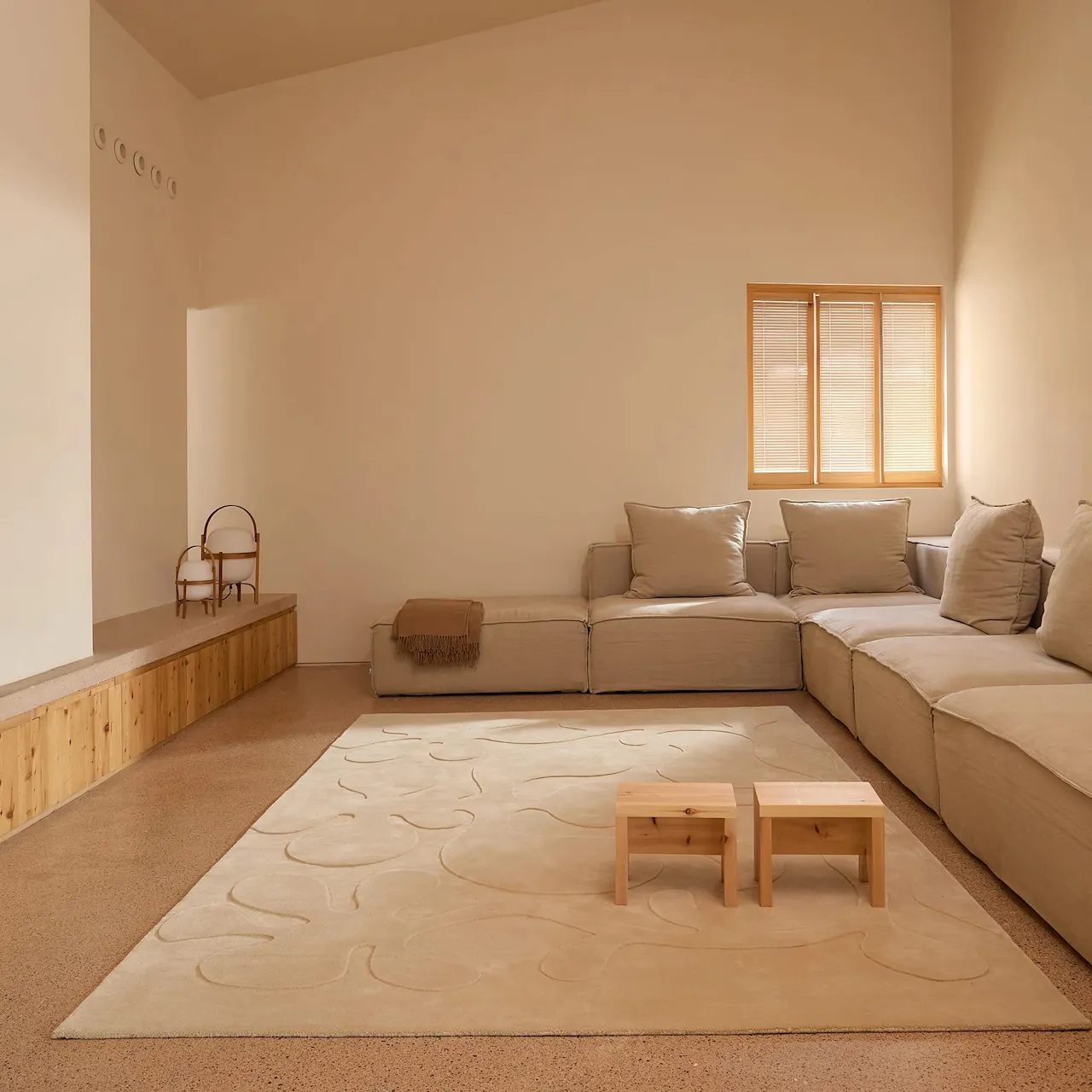 Lucia Eames Rooted Ivory ullteppe