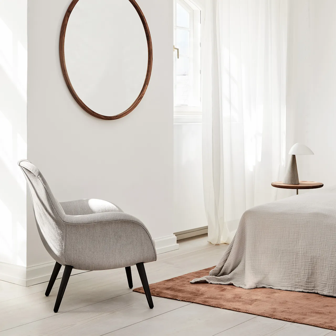 Swoon Petit lenestol oljet eik