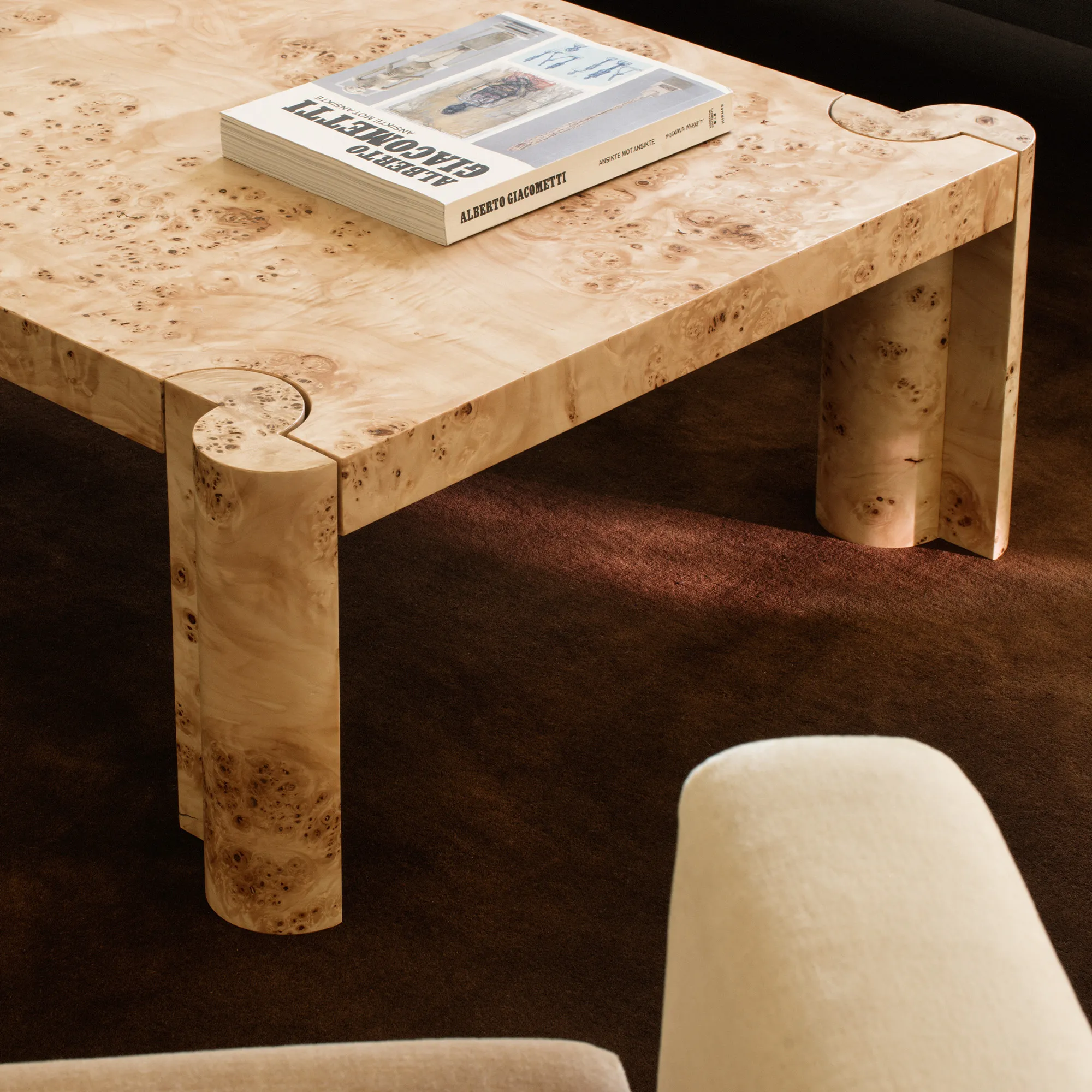 Grand Walnut ullteppe
