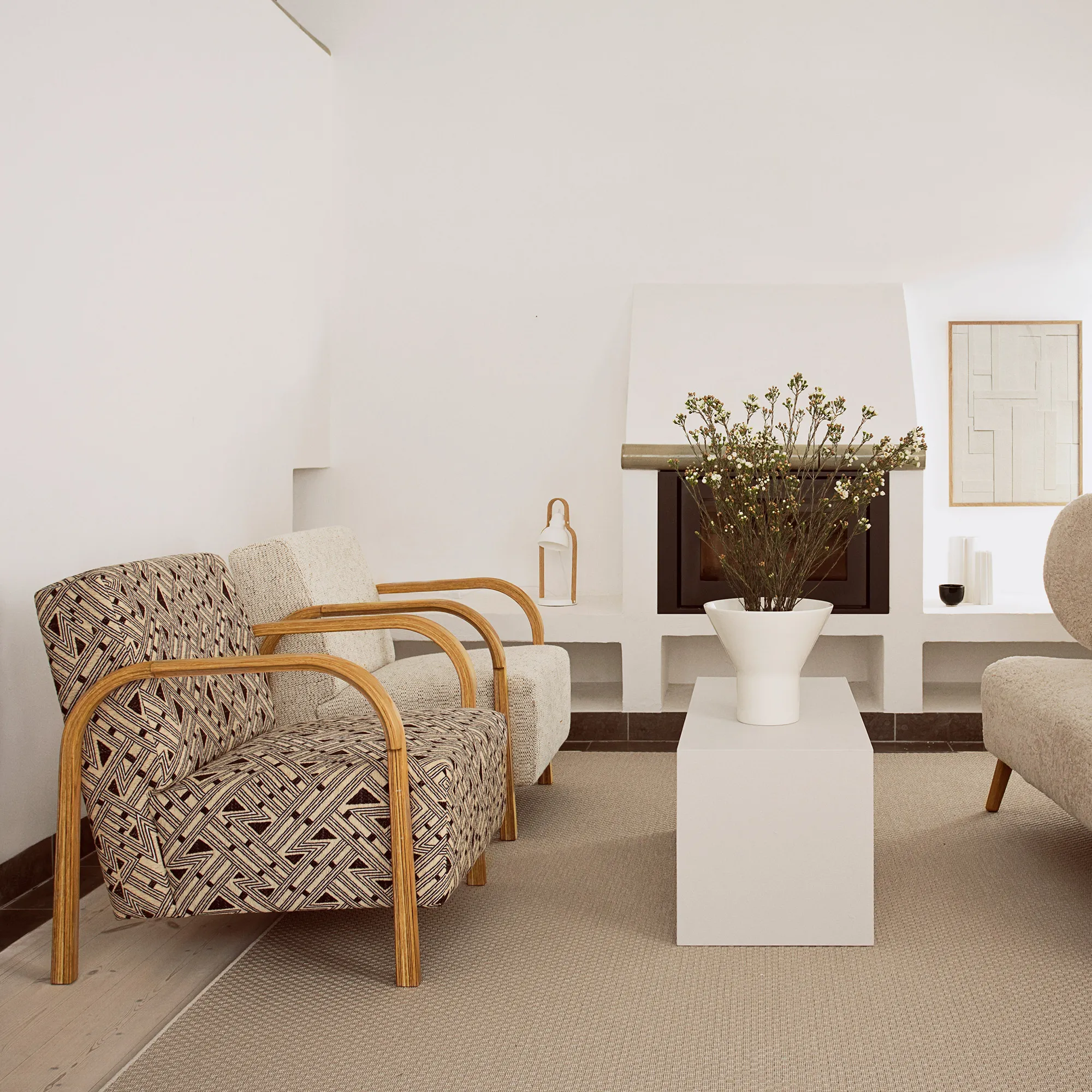 Arch Lounge Chair - 9