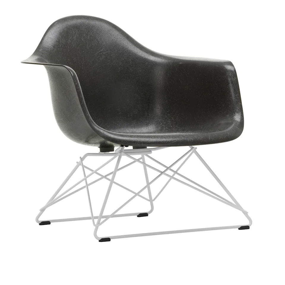 Eames Fiberglass Armchair LAR lenestol