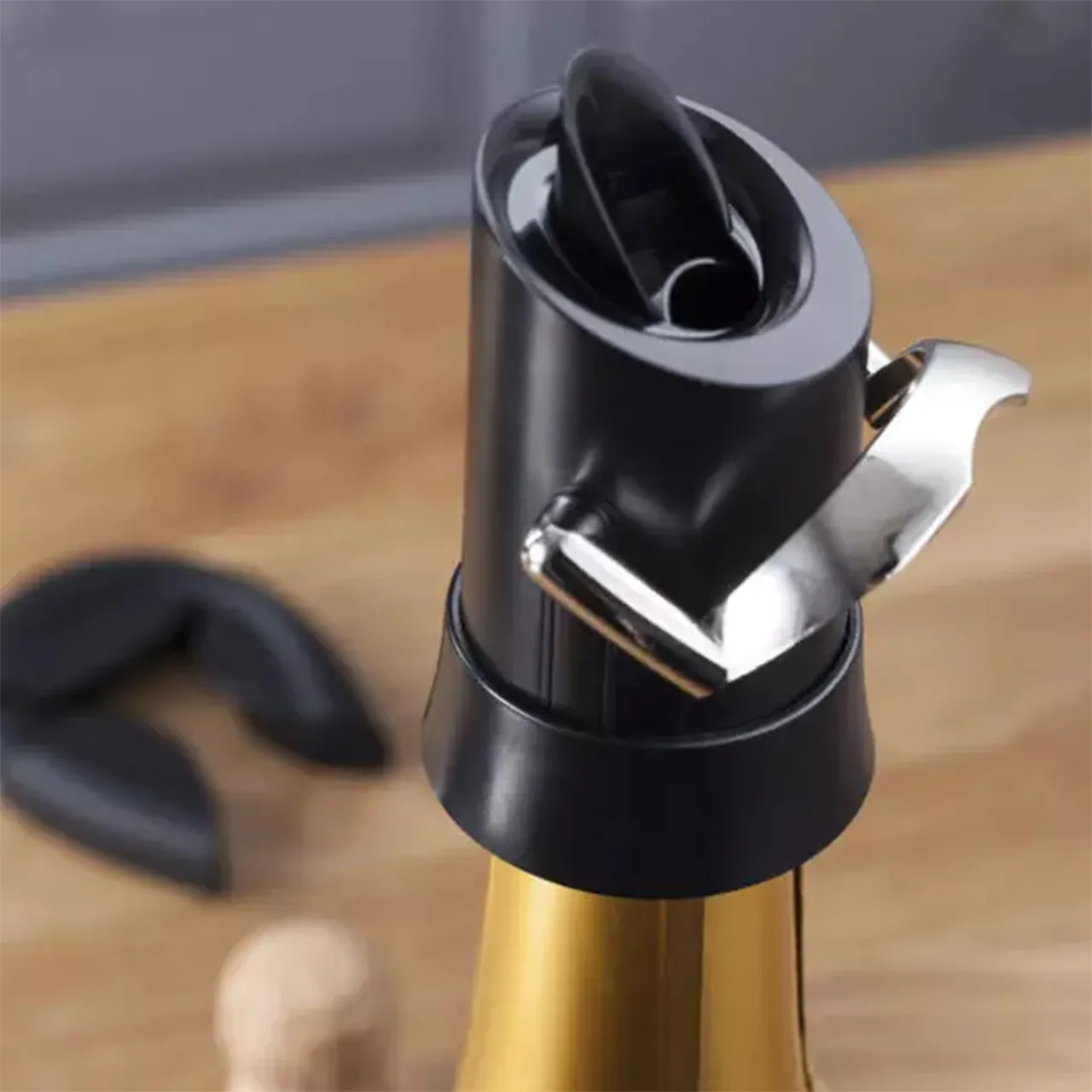 Champagne Saver Server