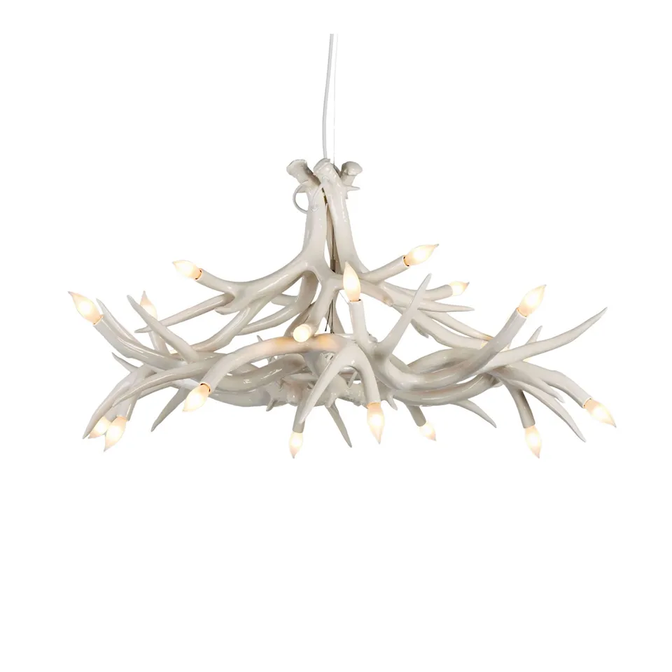 Superordinate Chandelier 12 Antlers