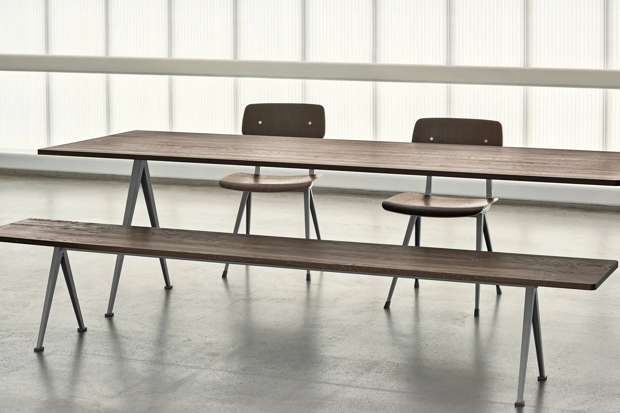 Pyramid 02 table 85x250 cm beige powder coated steel - 6